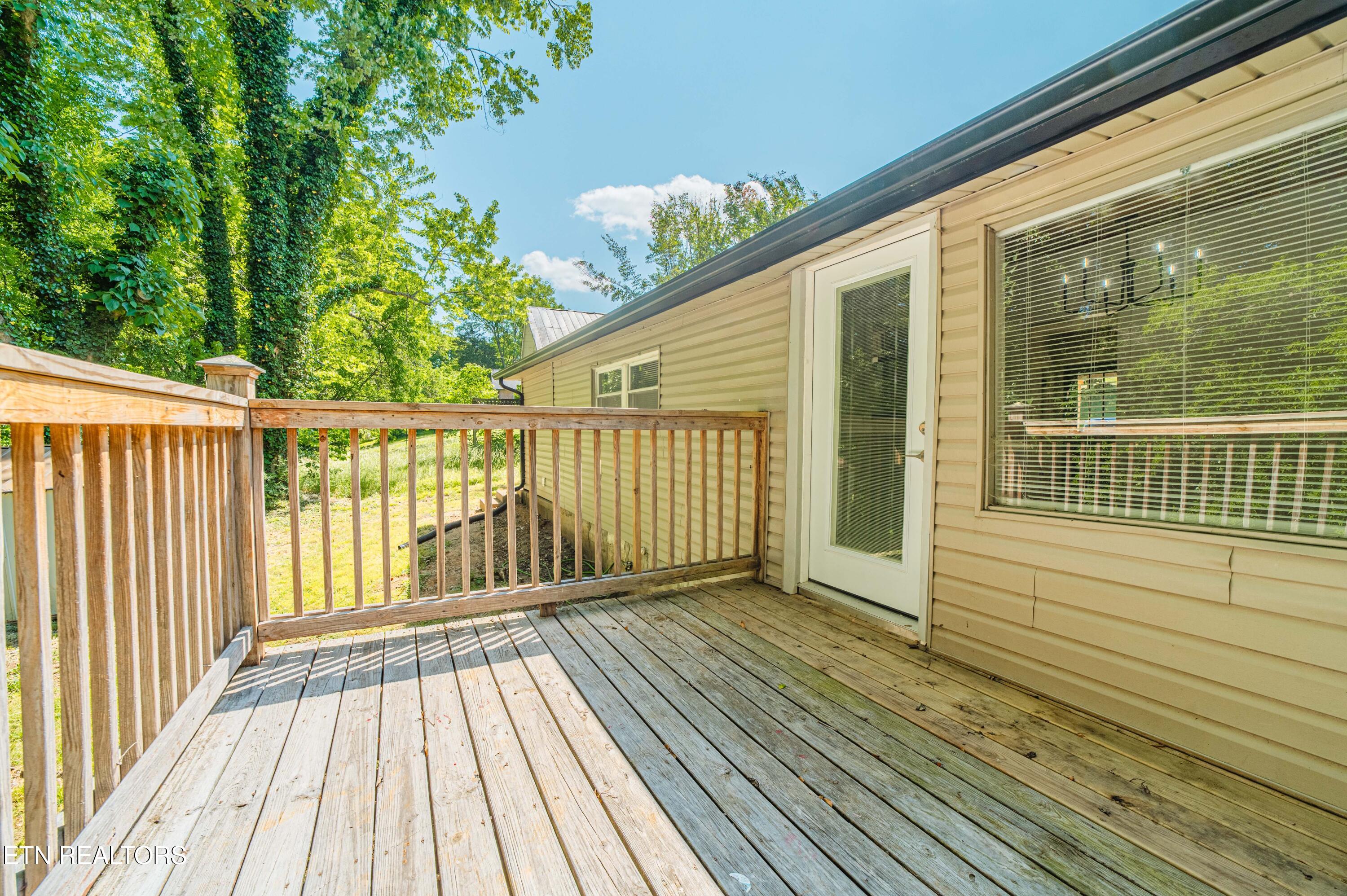 353 W Goddard Avenue Maryville TN 37803