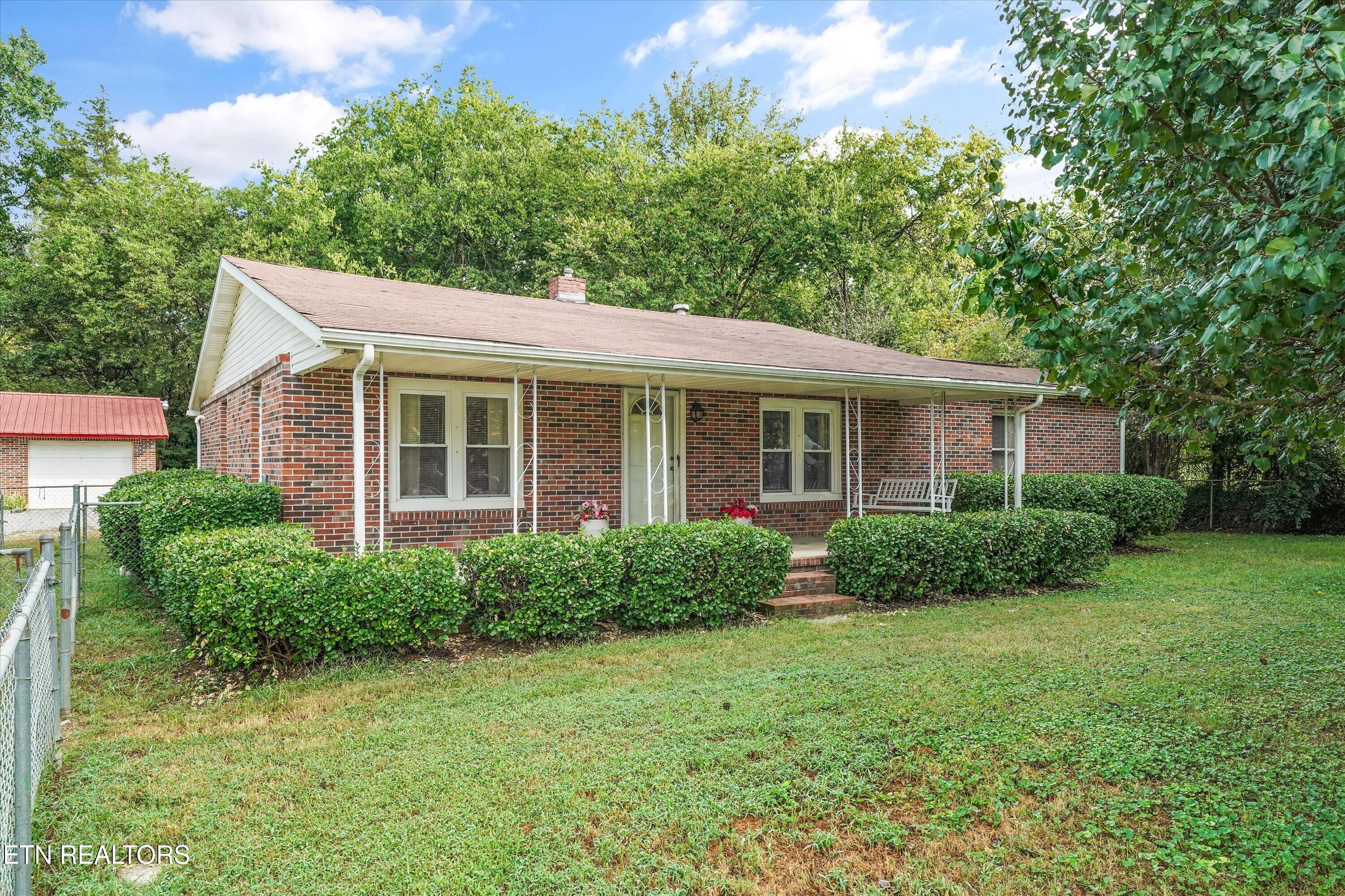 5821 Thorn Grove Pike Knoxville TN 37914
