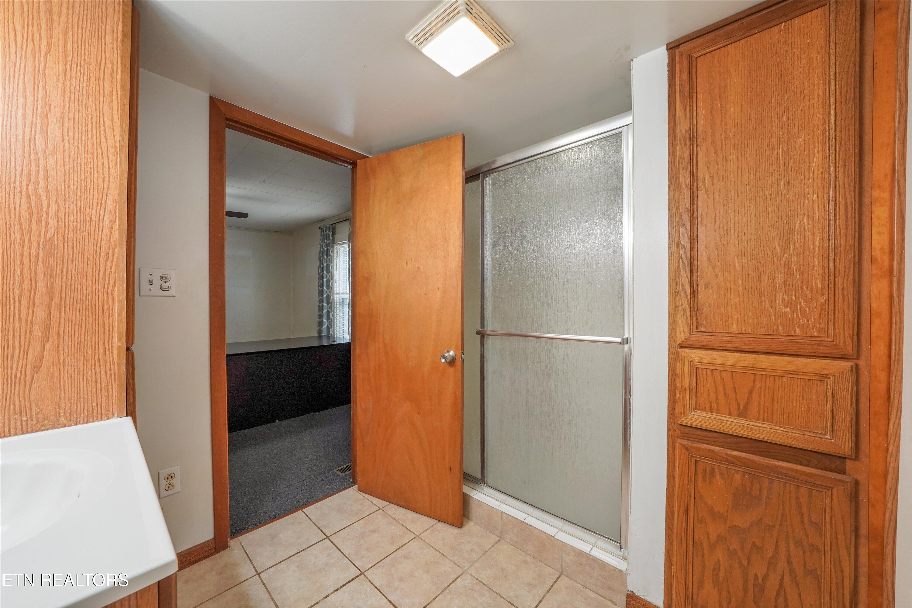 5821 Thorn Grove Pike Knoxville TN 37914