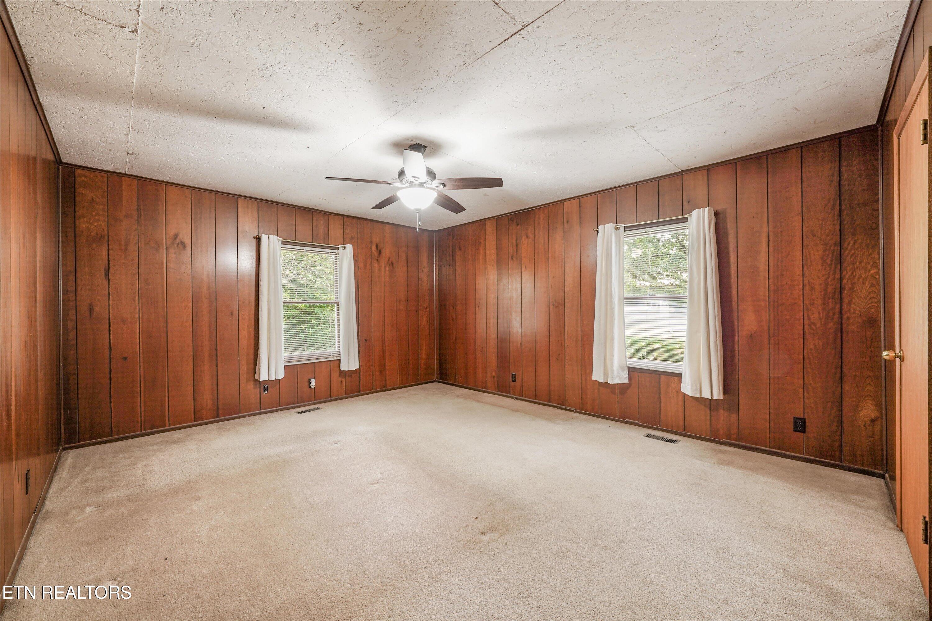 5821 Thorn Grove Pike Knoxville TN 37914