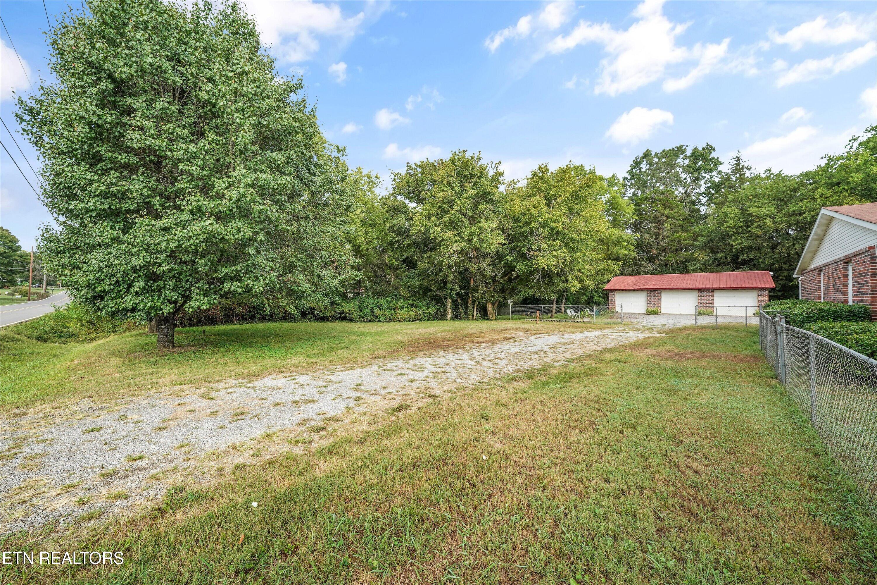 5821 Thorn Grove Pike Knoxville TN 37914