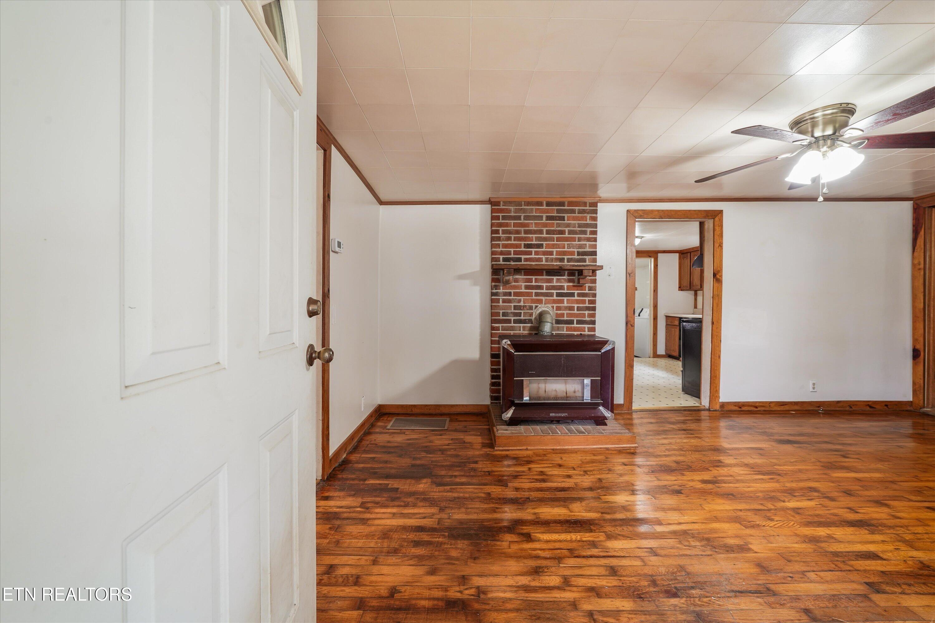 5821 Thorn Grove Pike Knoxville TN 37914