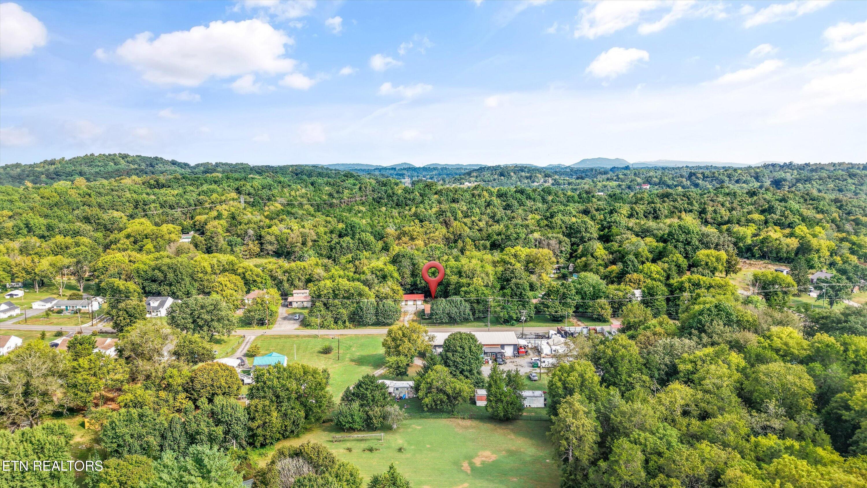 5821 Thorn Grove Pike Knoxville TN 37914