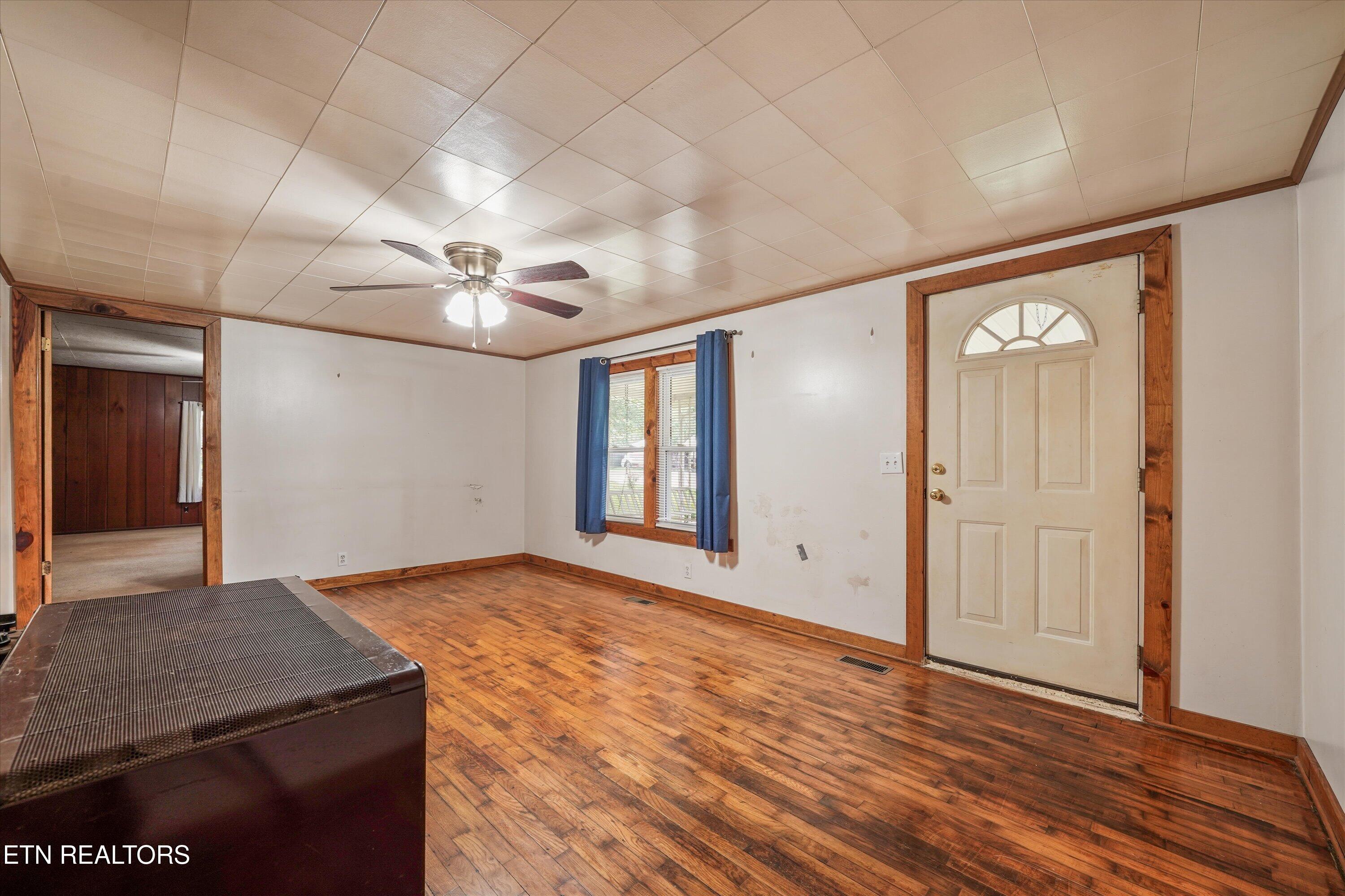 5821 Thorn Grove Pike Knoxville TN 37914