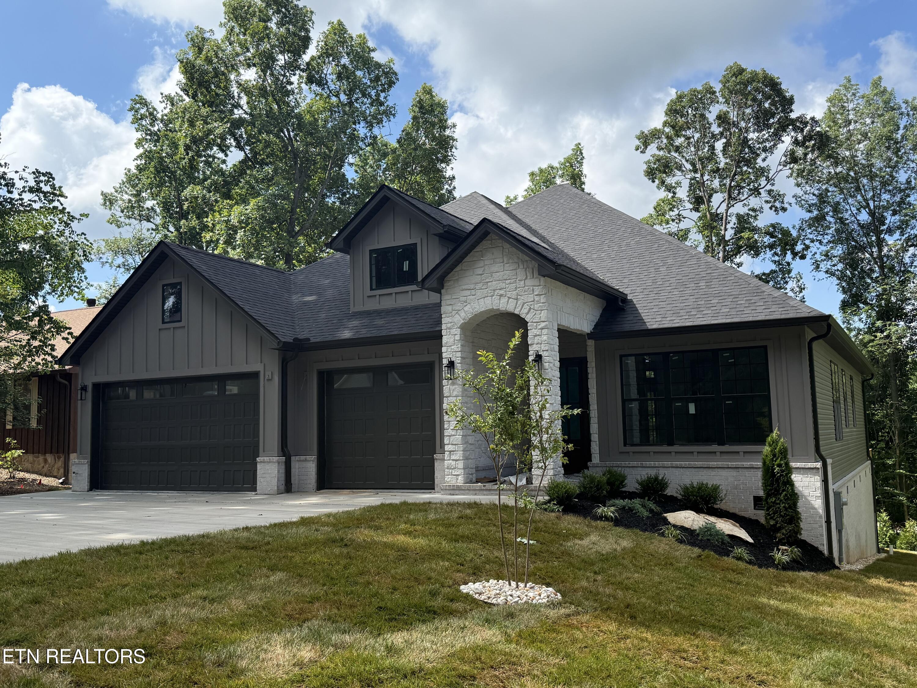 260 Mialaquo Circle Loudon TN 37774