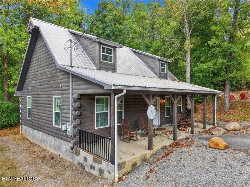 527 Golf Road Pigeon Forge TN 37863