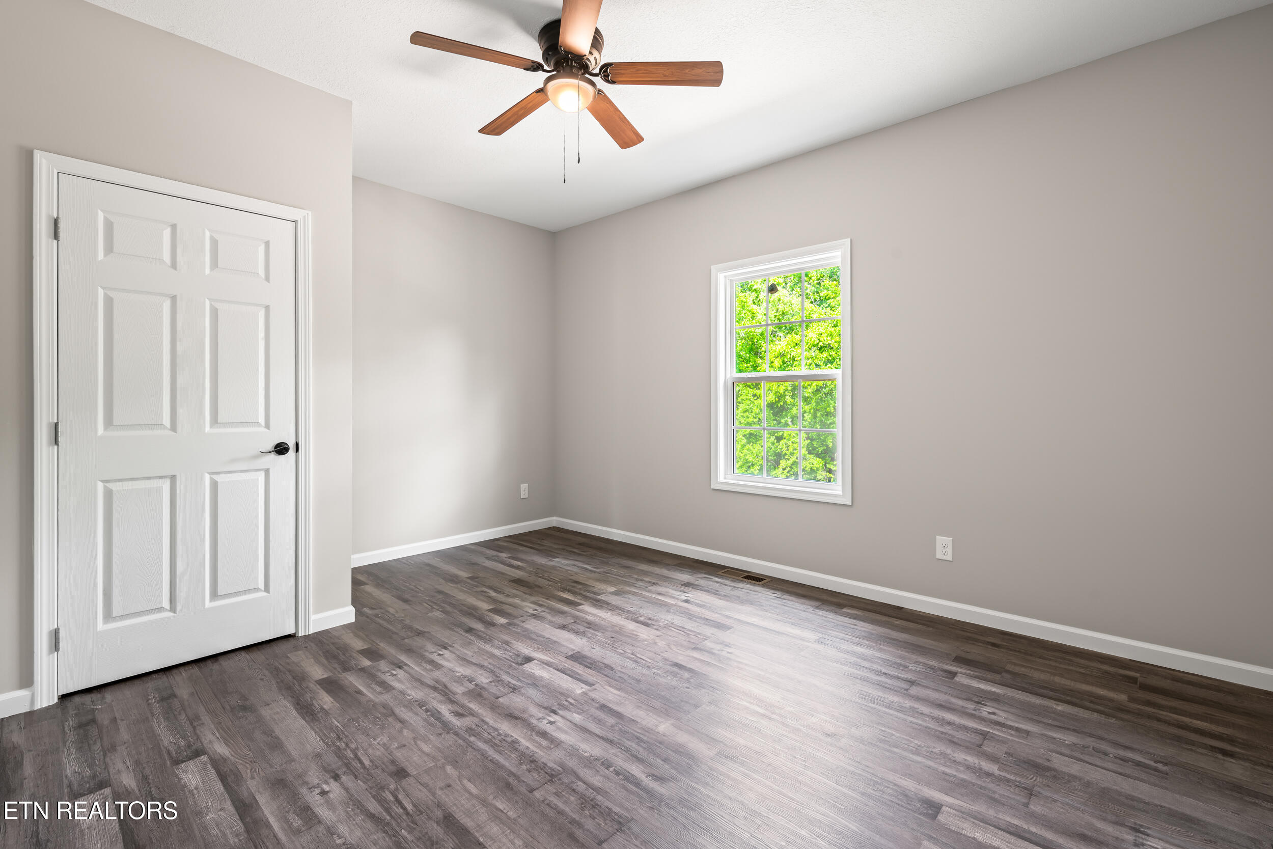 2102 Kings View Loop Seymour TN 37865