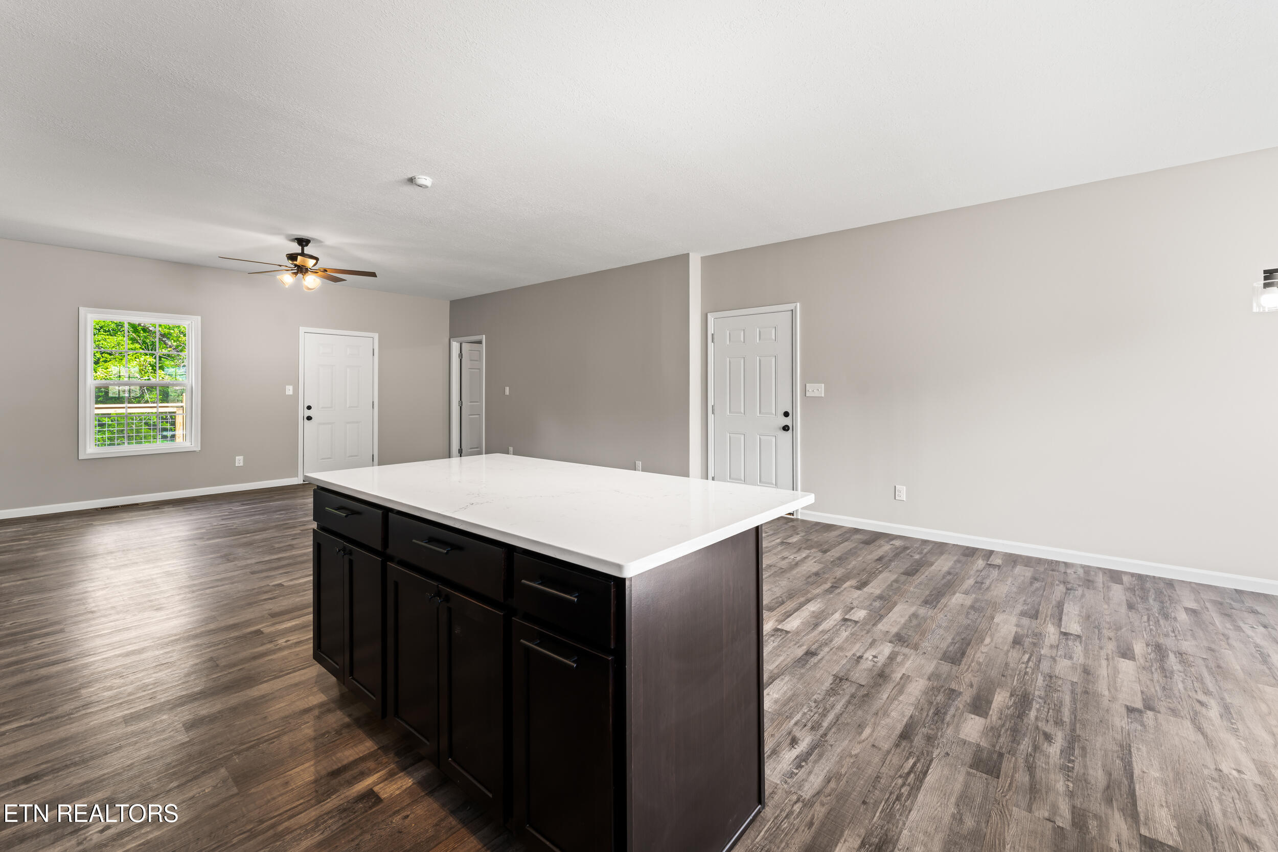 2102 Kings View Loop Seymour TN 37865