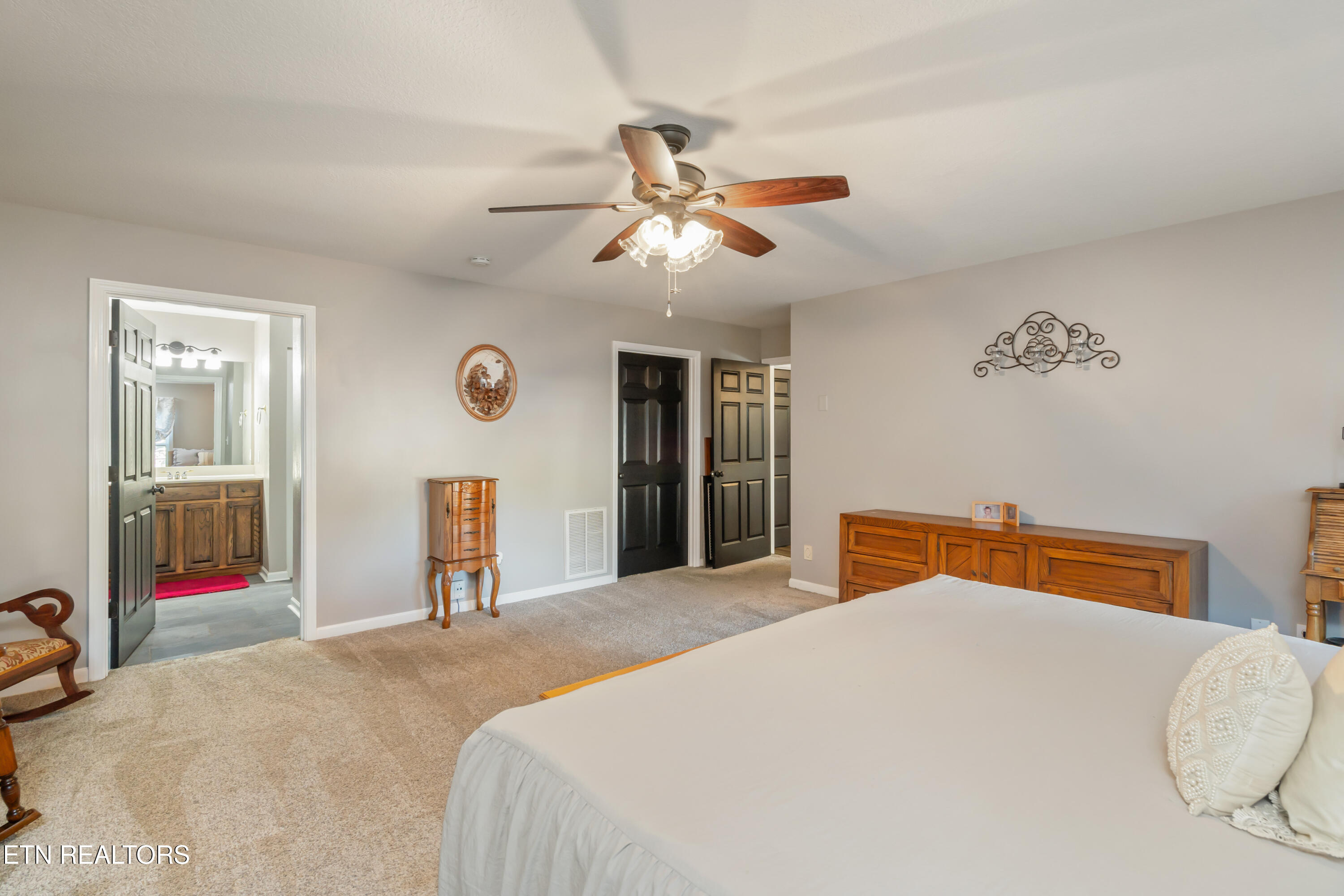 8536 Reagan Woods Lane Knoxville TN 37931
