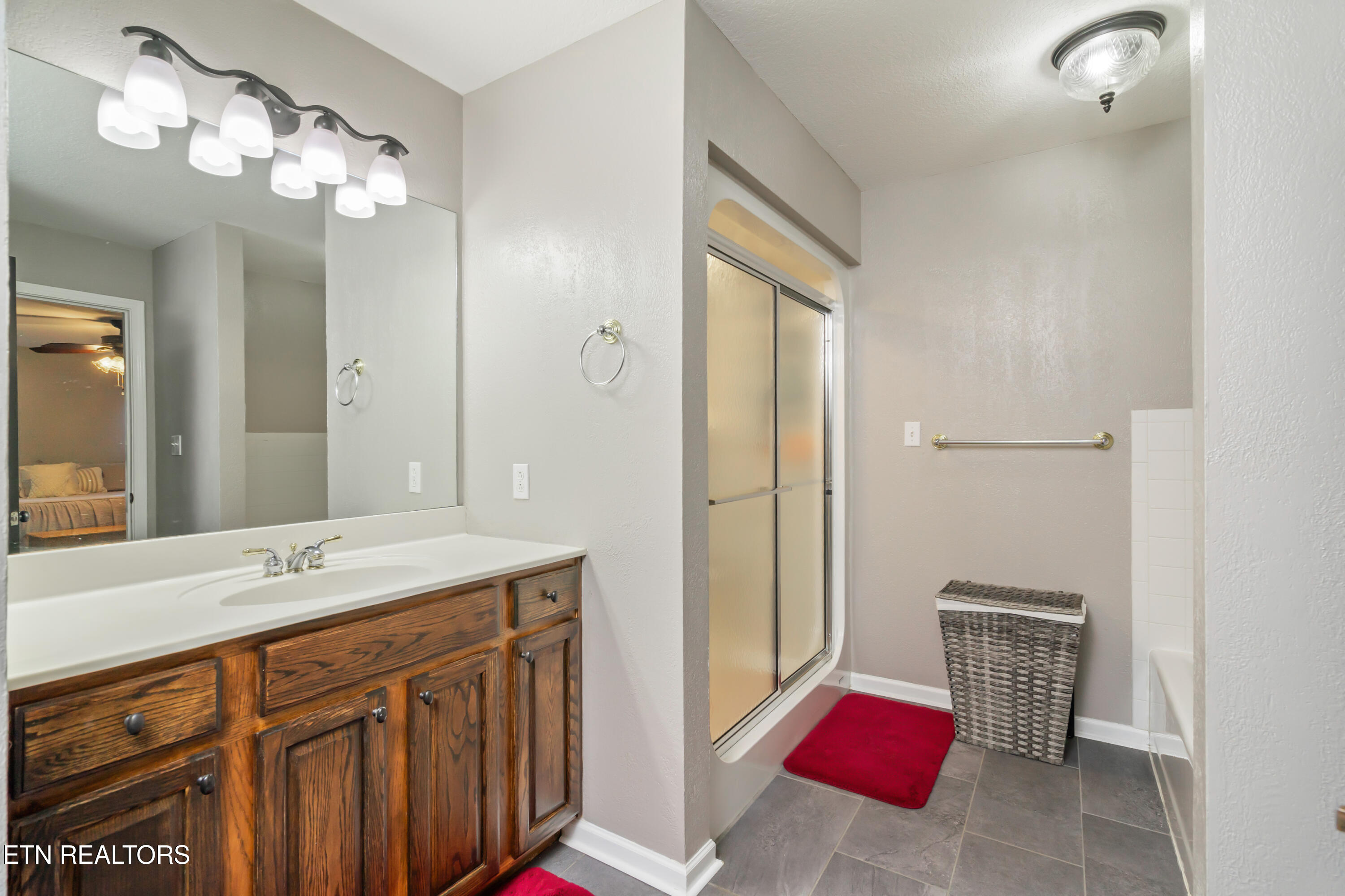 8536 Reagan Woods Lane Knoxville TN 37931
