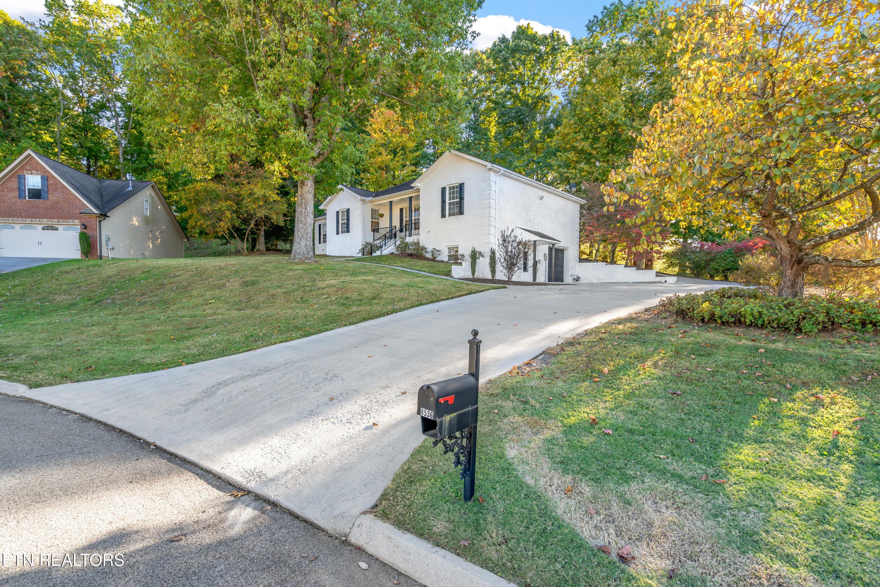 8536 Reagan Woods Lane Knoxville TN 37931