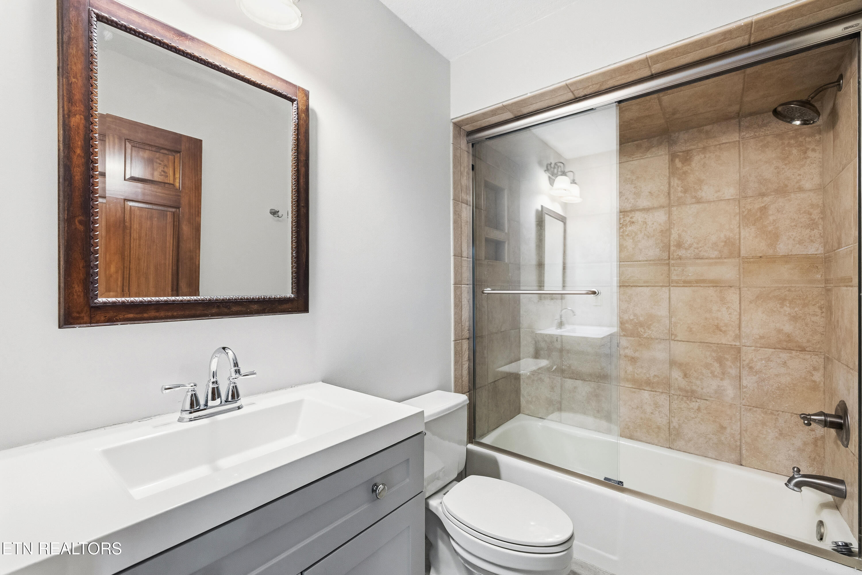 302 Saint Andrews Drive Knoxville TN 37934