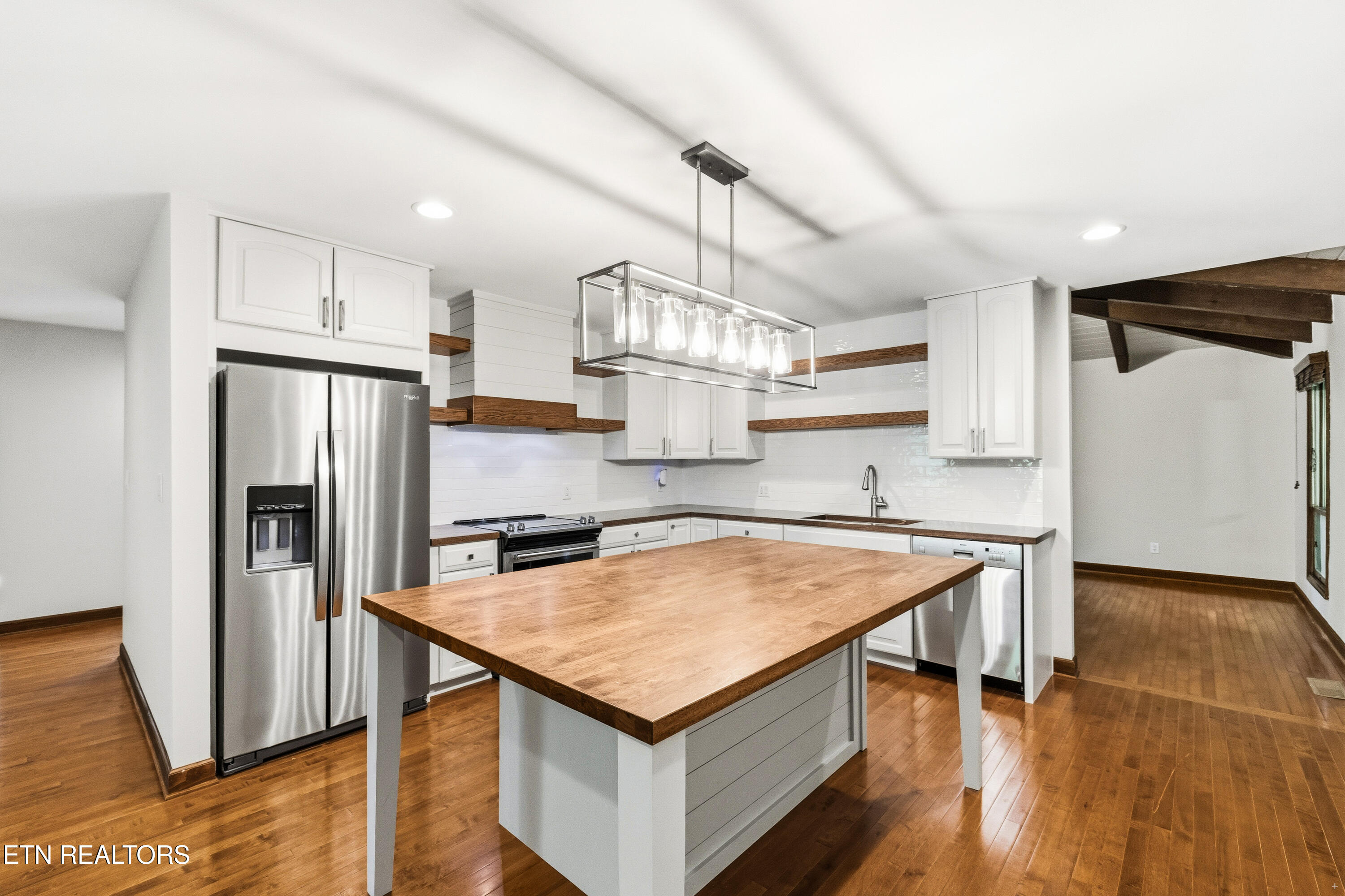 302 Saint Andrews Drive Knoxville TN 37934
