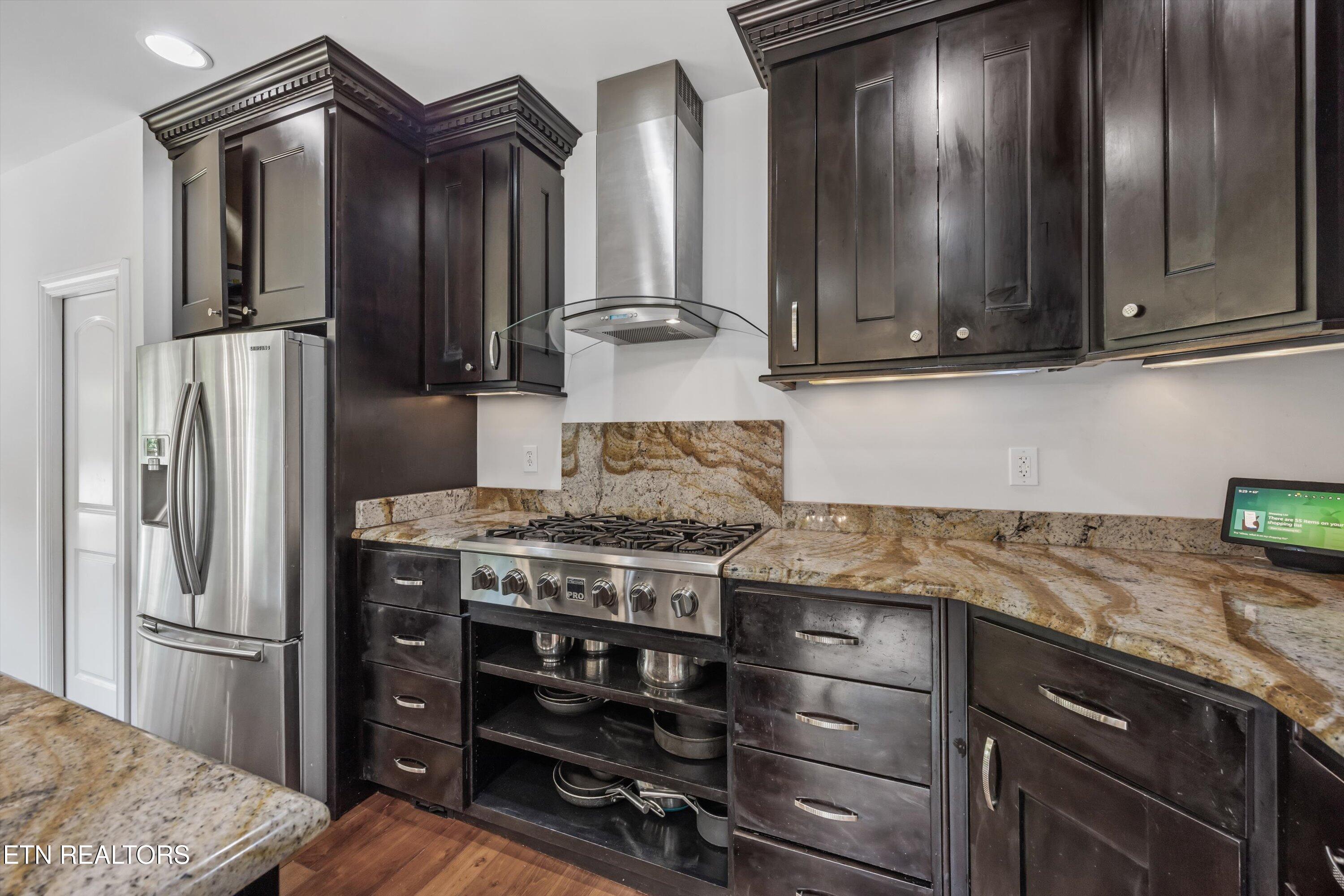 33 Riverside Drive Oak Ridge TN 37830