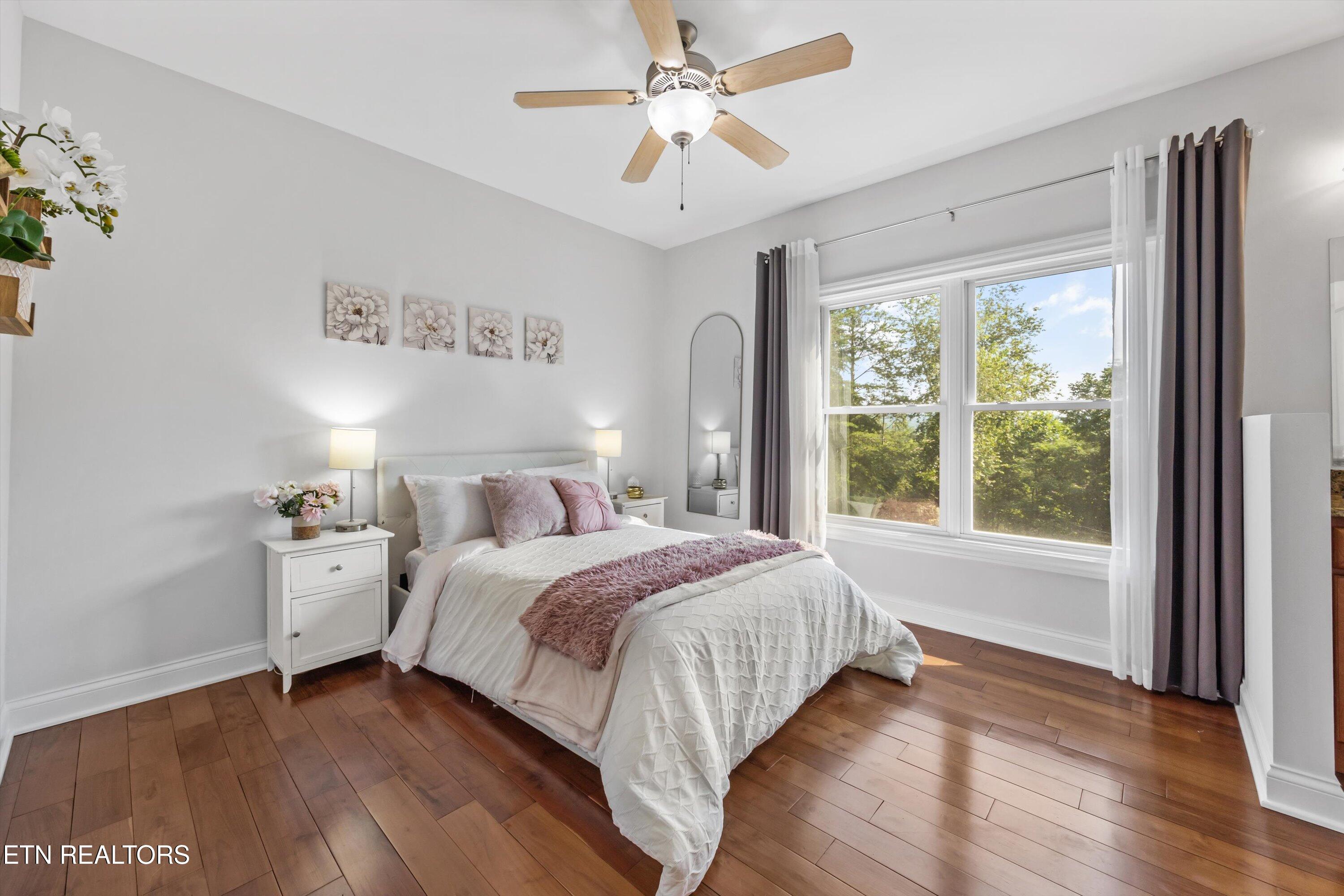 33 Riverside Drive Oak Ridge TN 37830