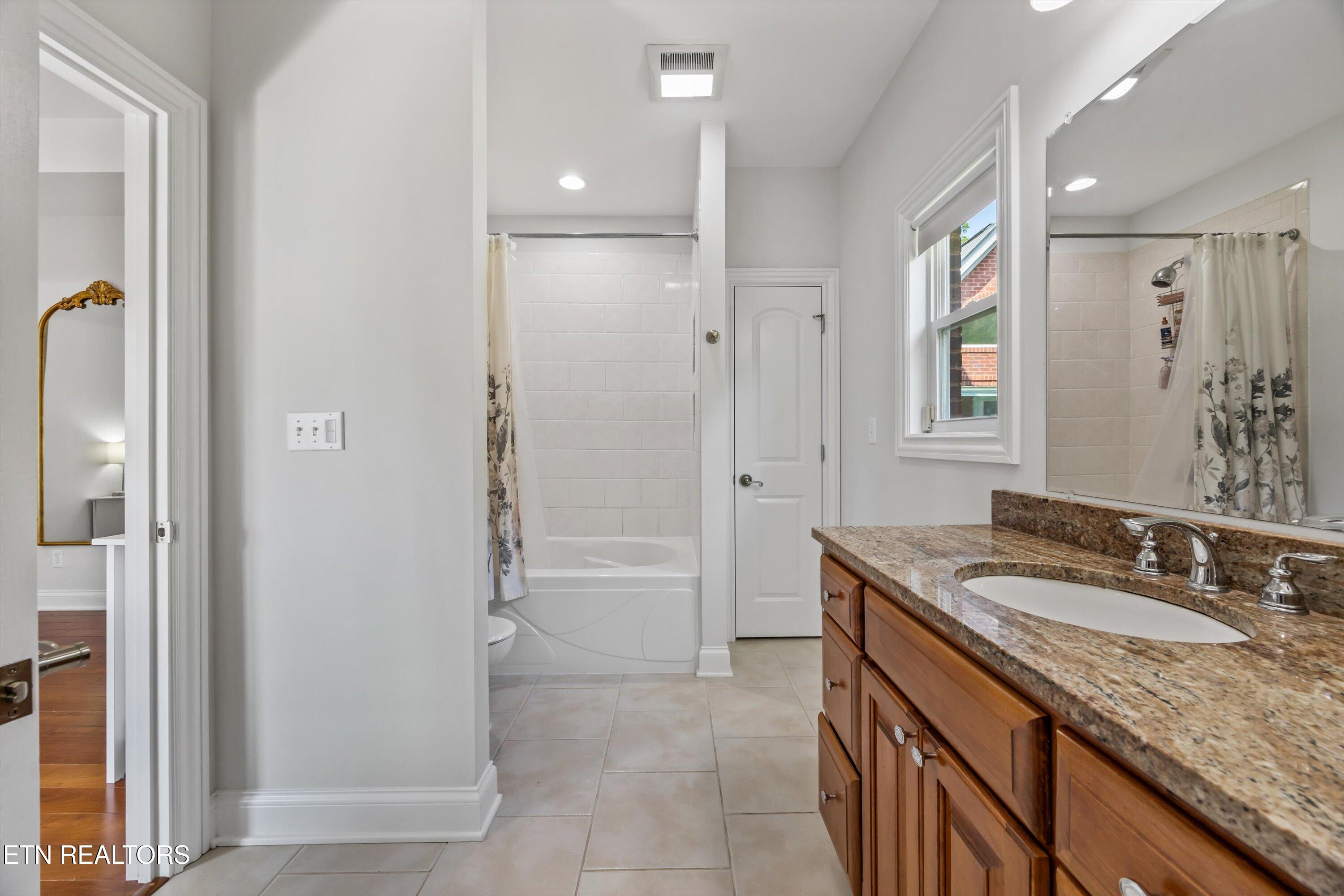 33 Riverside Drive Oak Ridge TN 37830