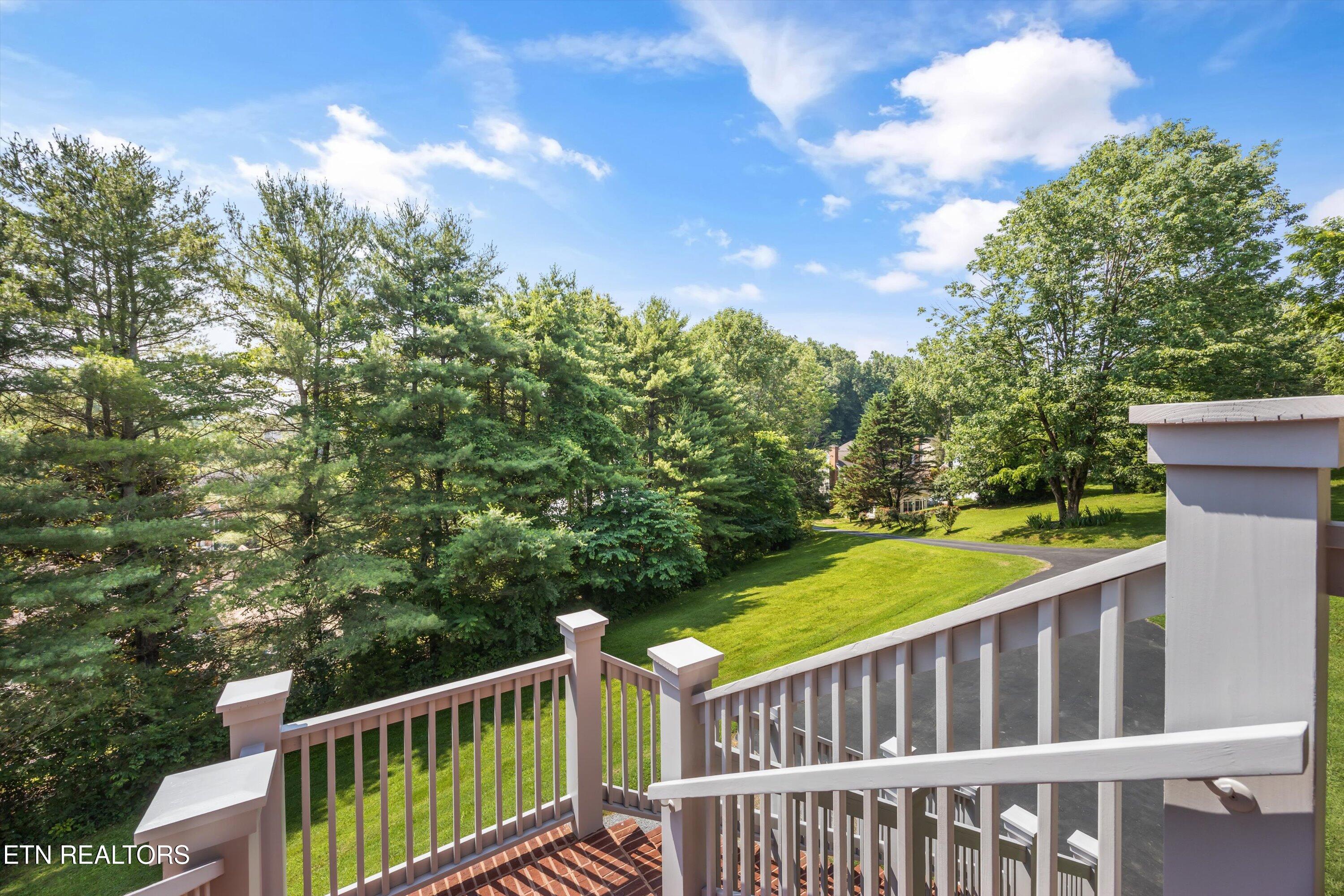 33 Riverside Drive Oak Ridge TN 37830
