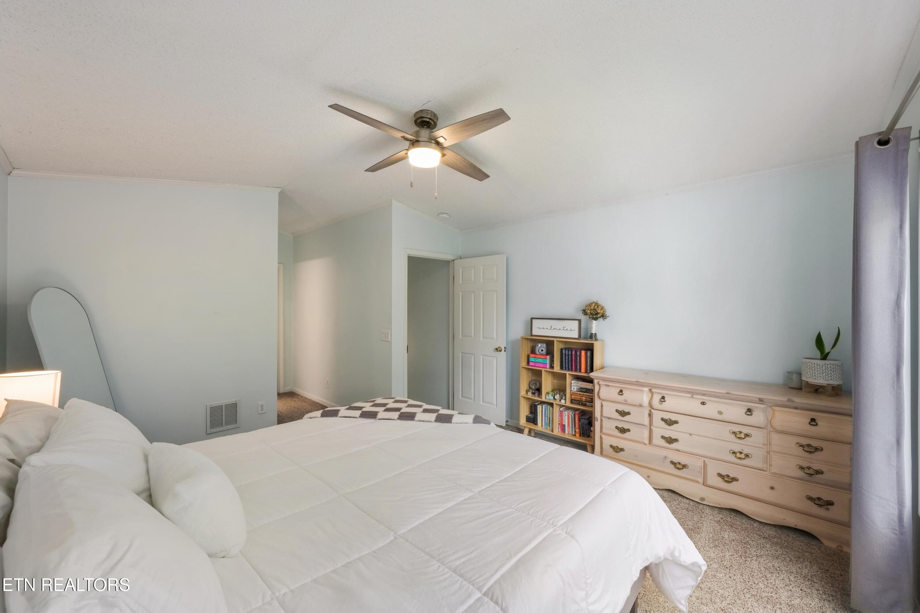 1729 Delmonte Way Knoxville TN 37932