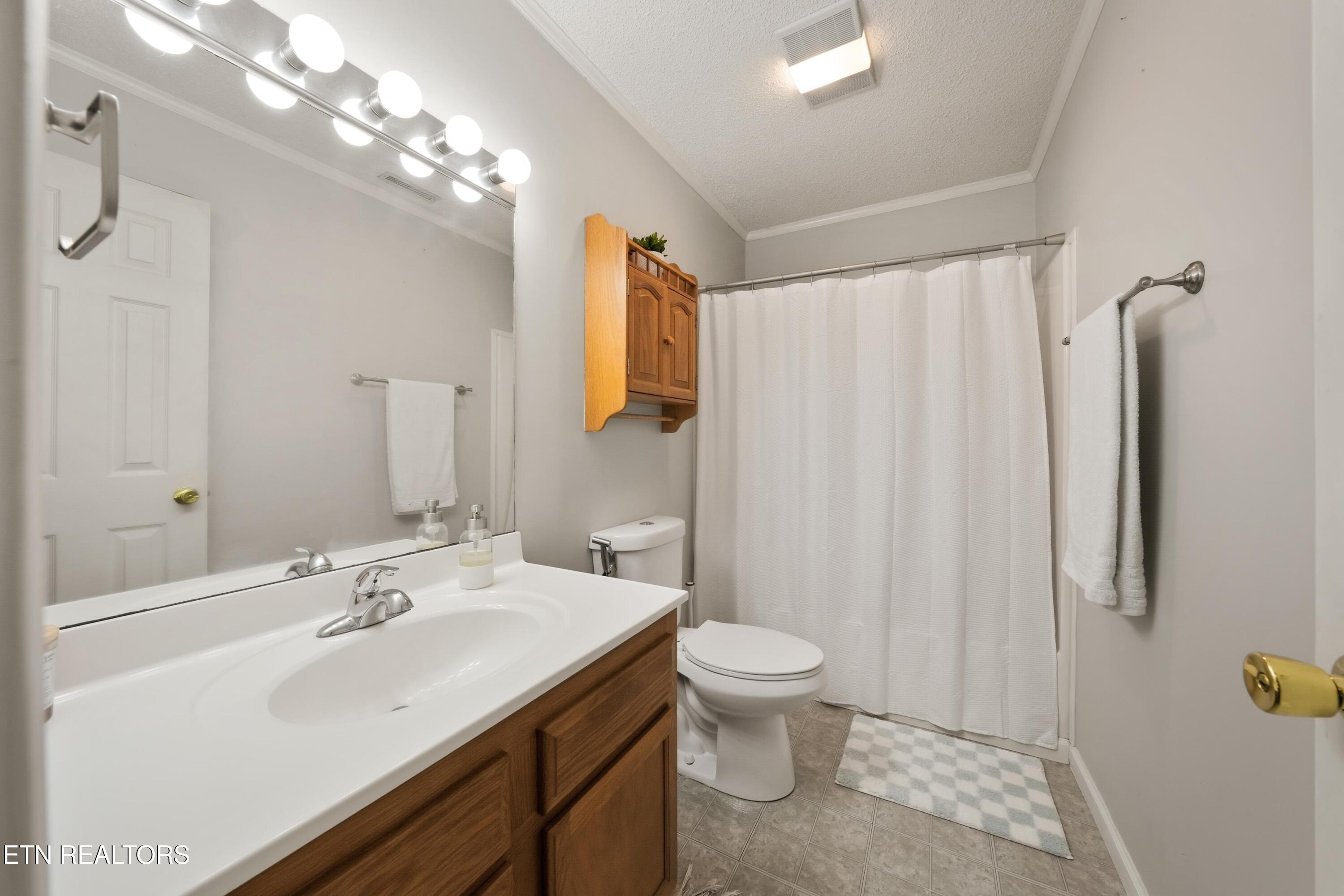 1729 Delmonte Way Knoxville TN 37932