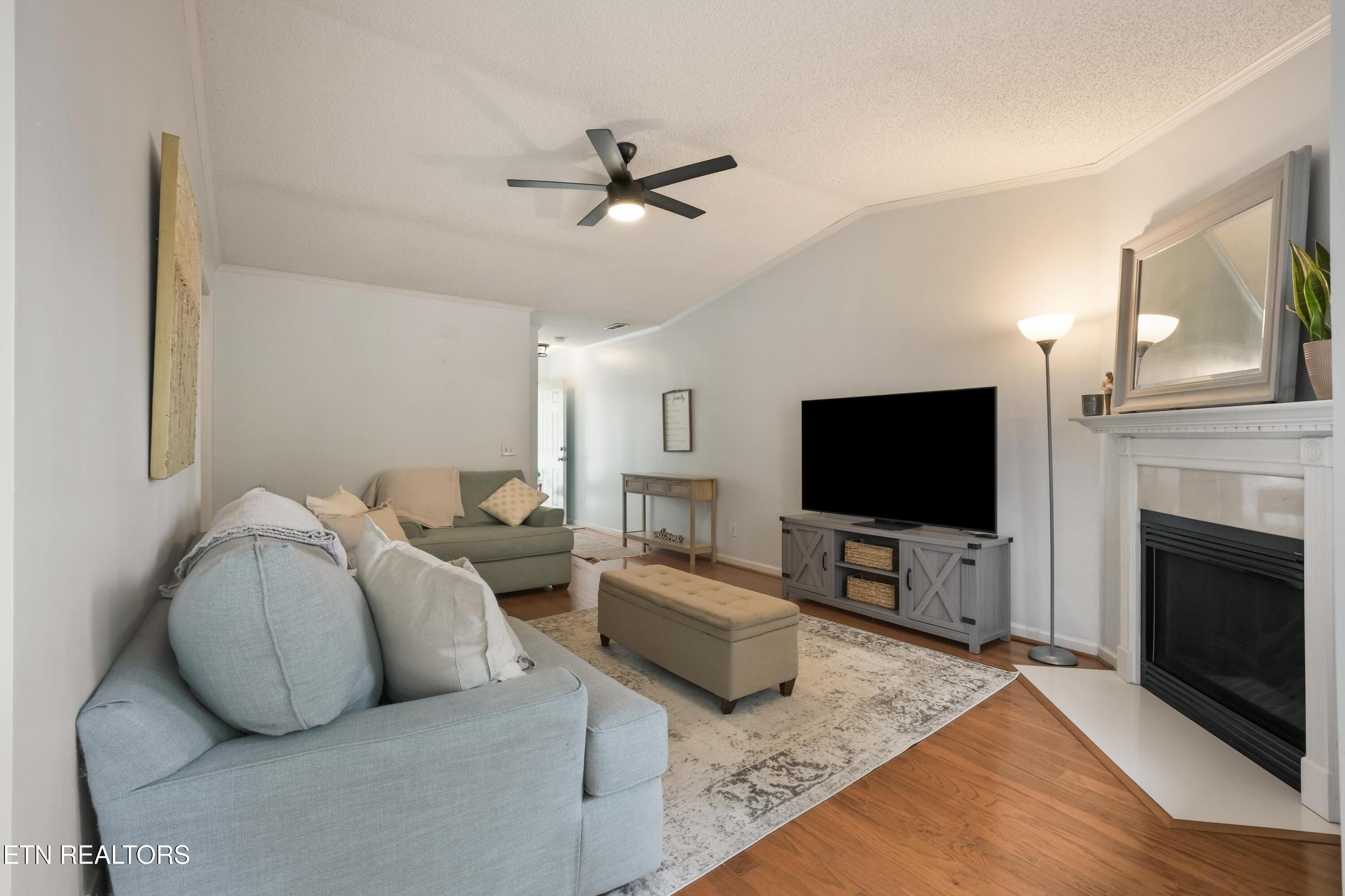 1729 Delmonte Way Knoxville TN 37932