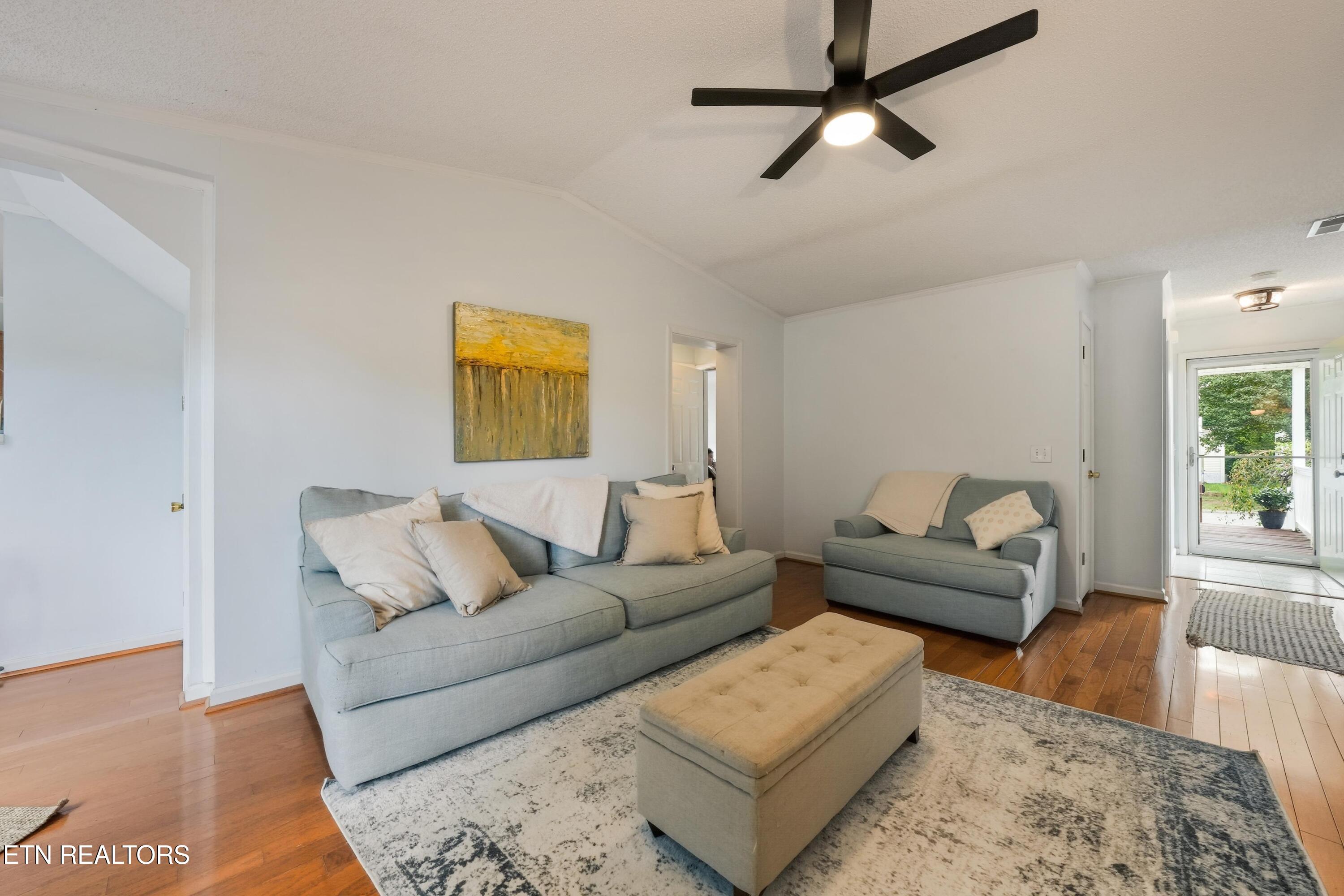 1729 Delmonte Way Knoxville TN 37932