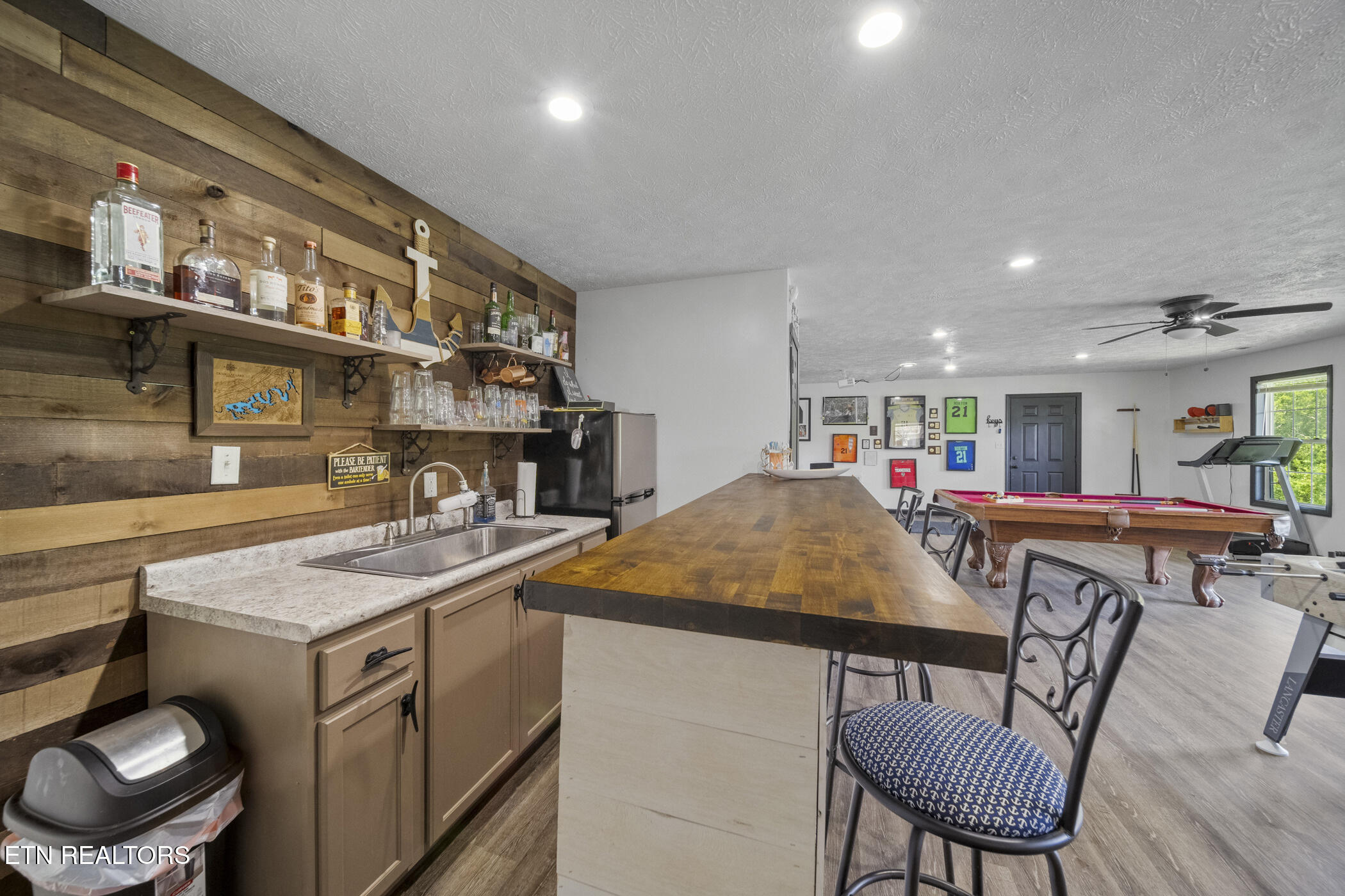 1033 Sunset View Road Sevierville TN 37876