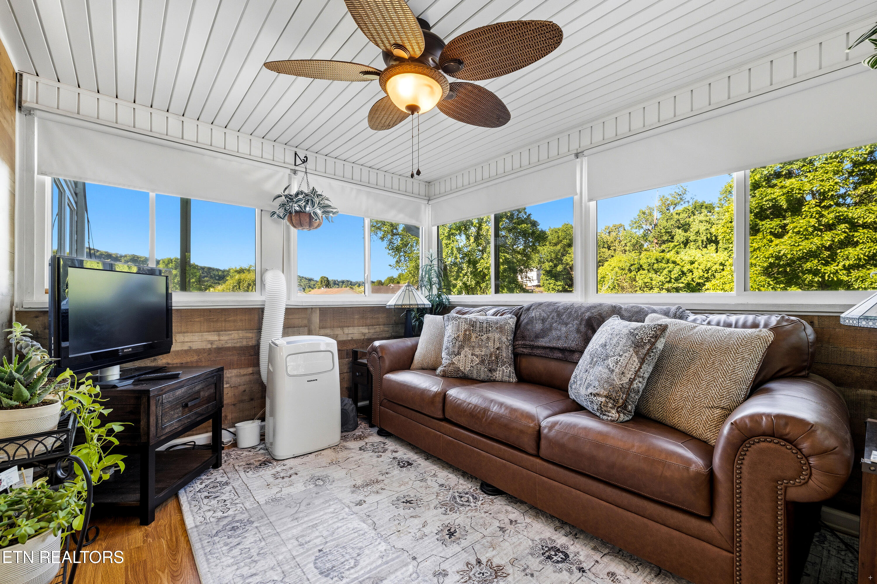 6835 Rambling Brooks Lane Knoxville TN 37918