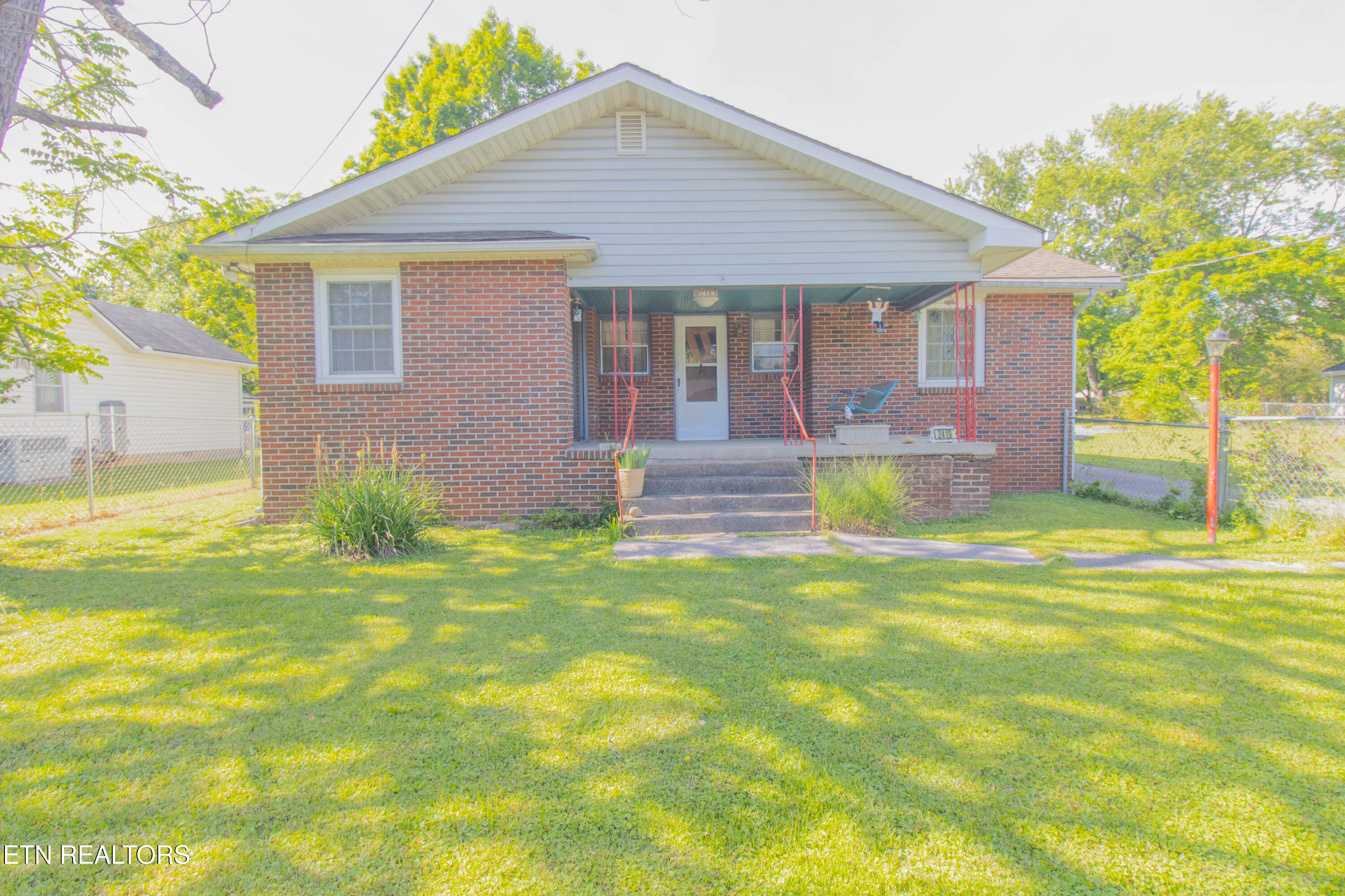 2419 Seymour Avenue Knoxville TN 37917
