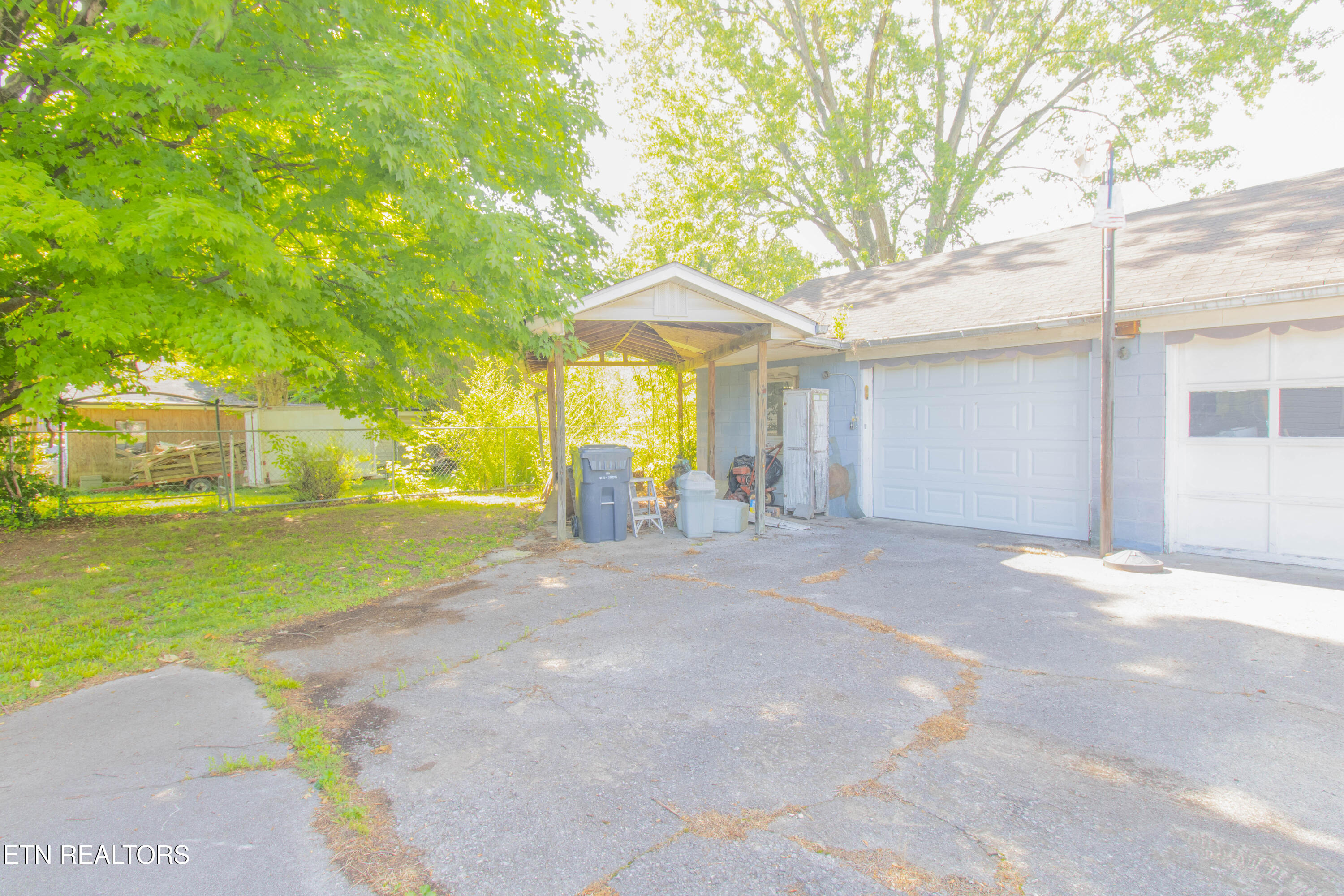 2419 Seymour Avenue Knoxville TN 37917