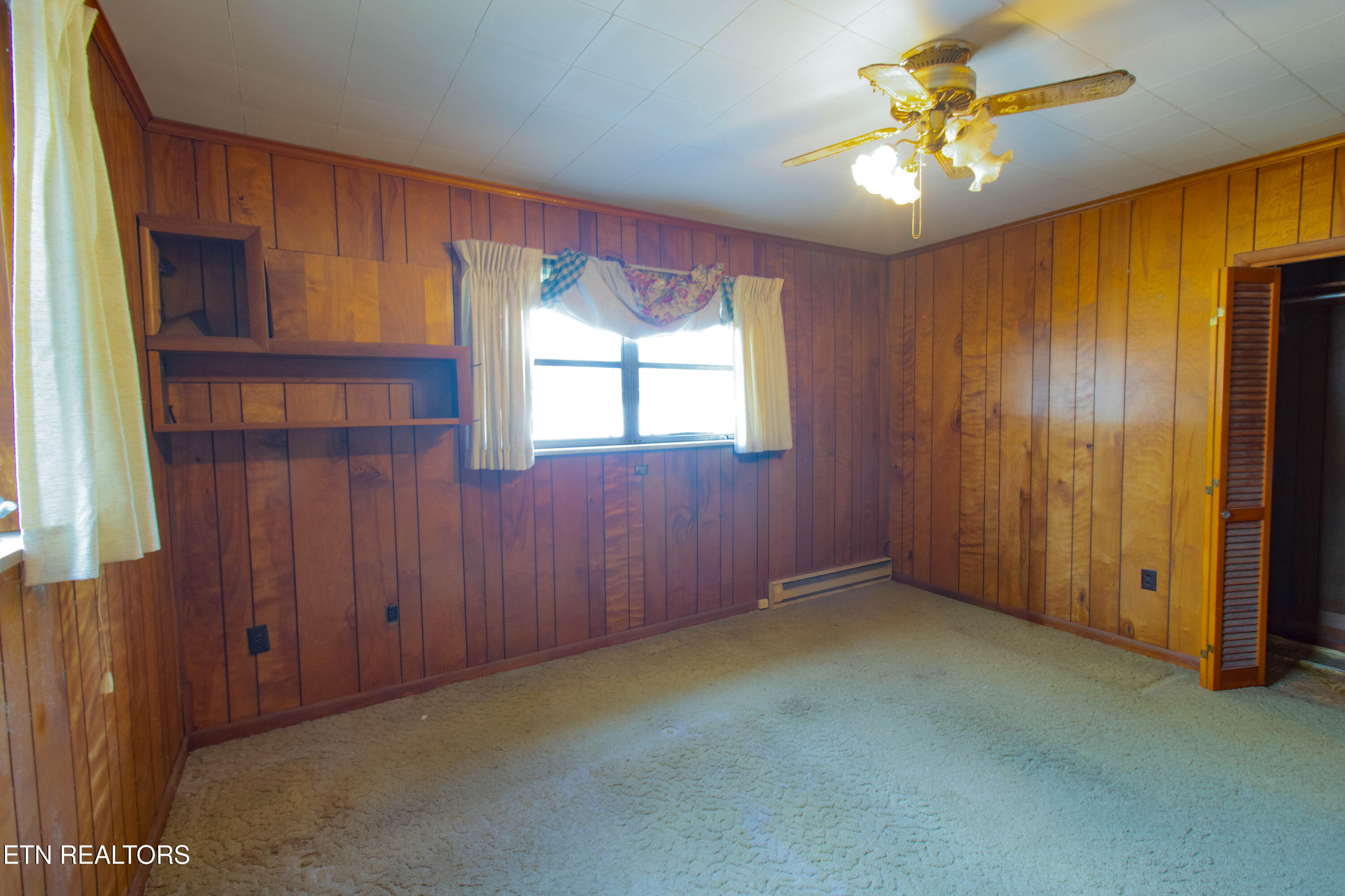 2419 Seymour Avenue Knoxville TN 37917