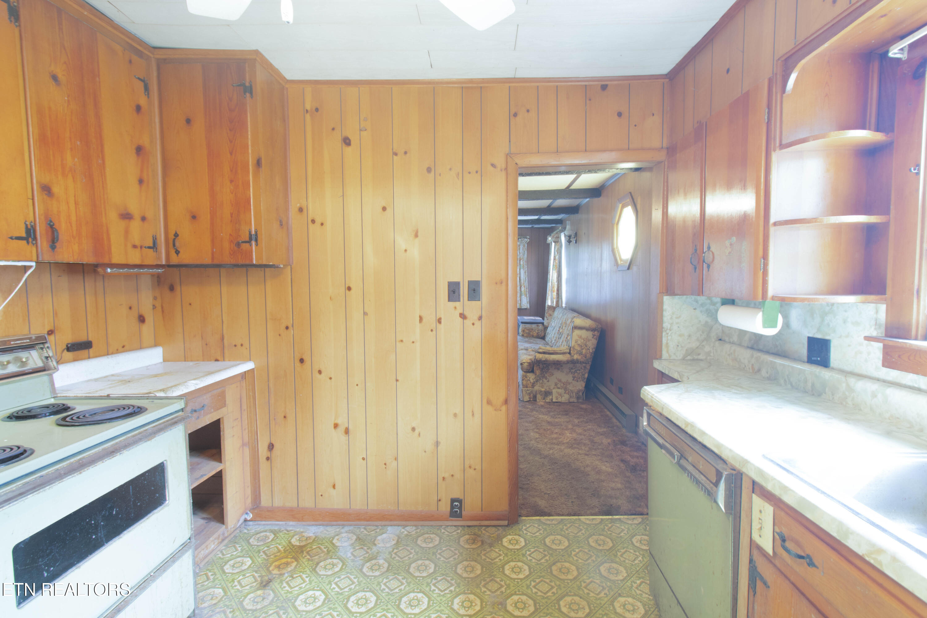2419 Seymour Avenue Knoxville TN 37917