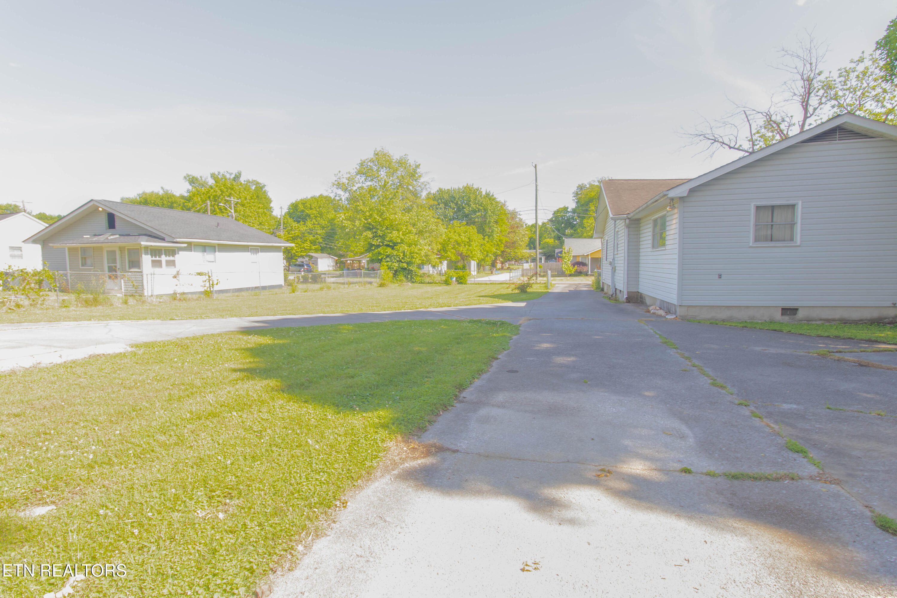 2419 Seymour Avenue Knoxville TN 37917