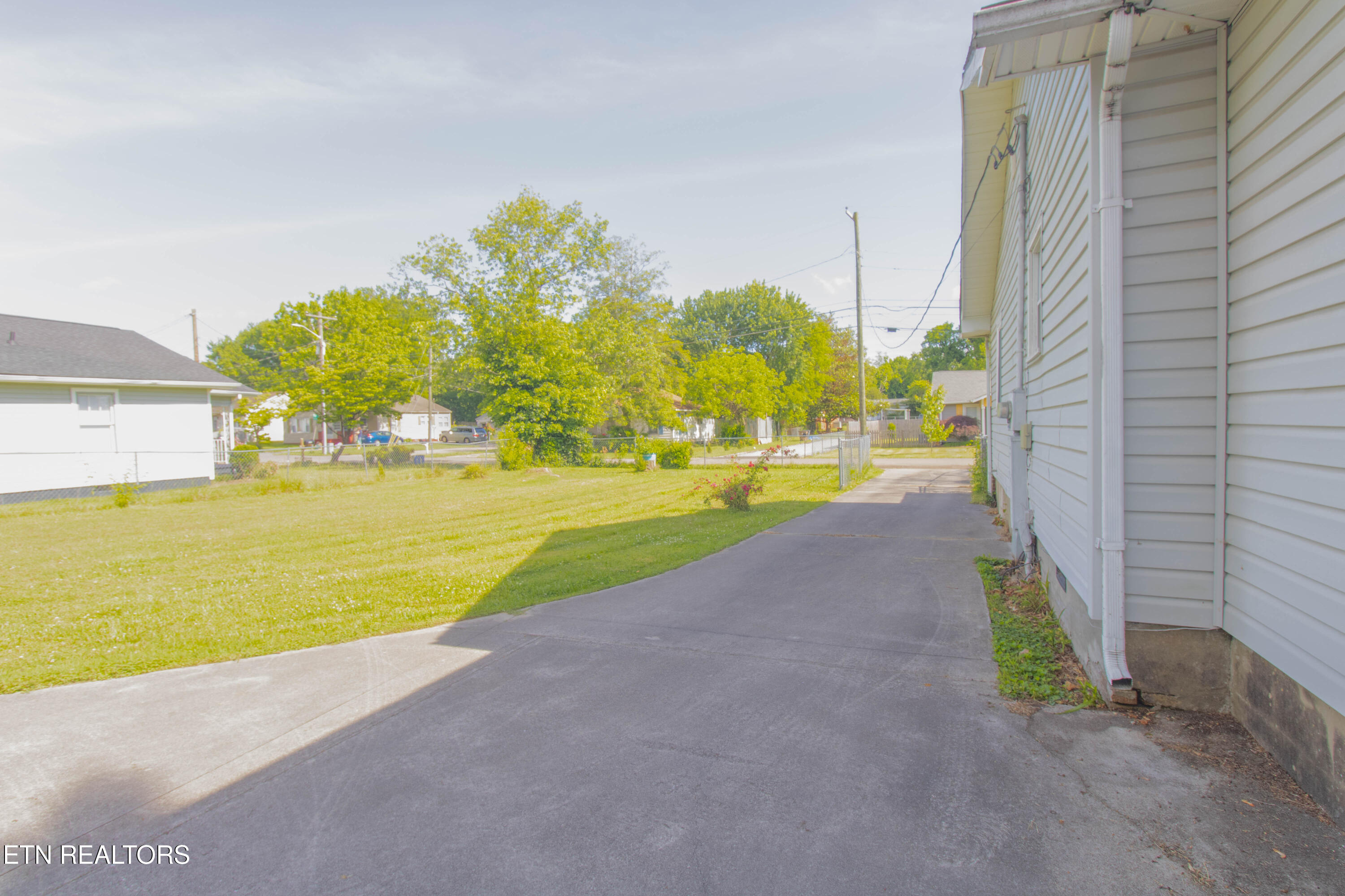 2419 Seymour Avenue Knoxville TN 37917