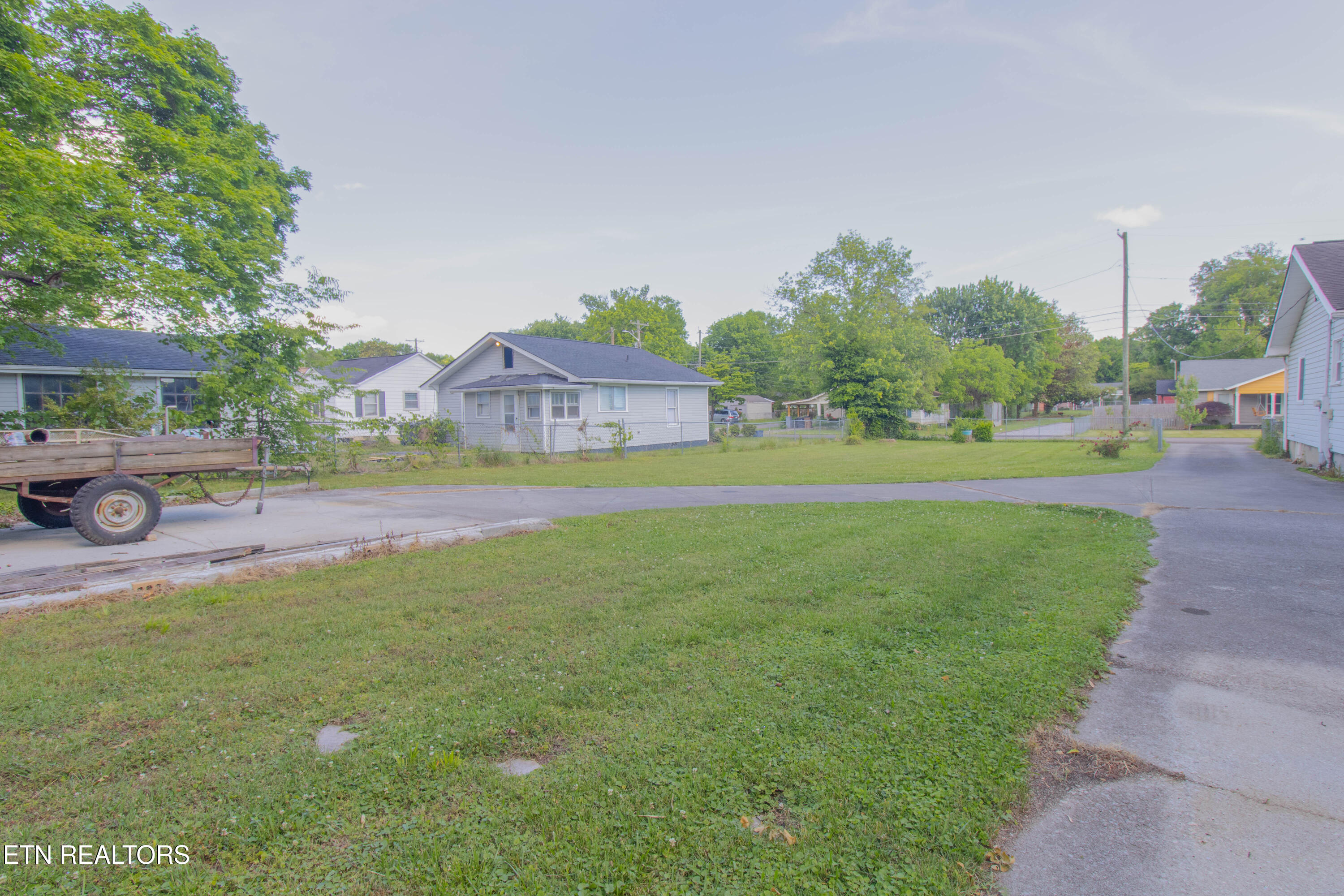 2419 Seymour Avenue Knoxville TN 37917
