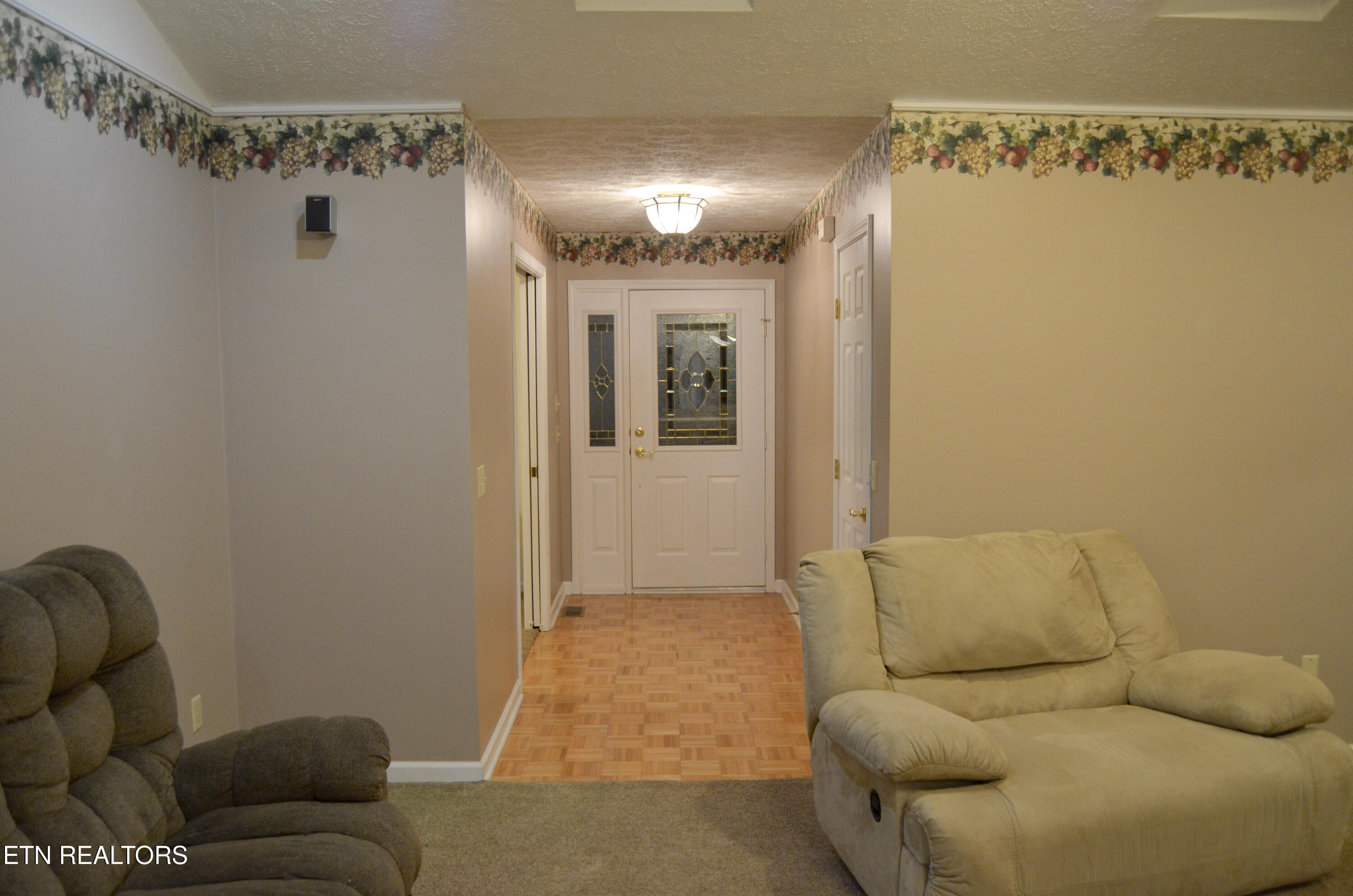 170 Pin Oak Lane Crossville TN 38555