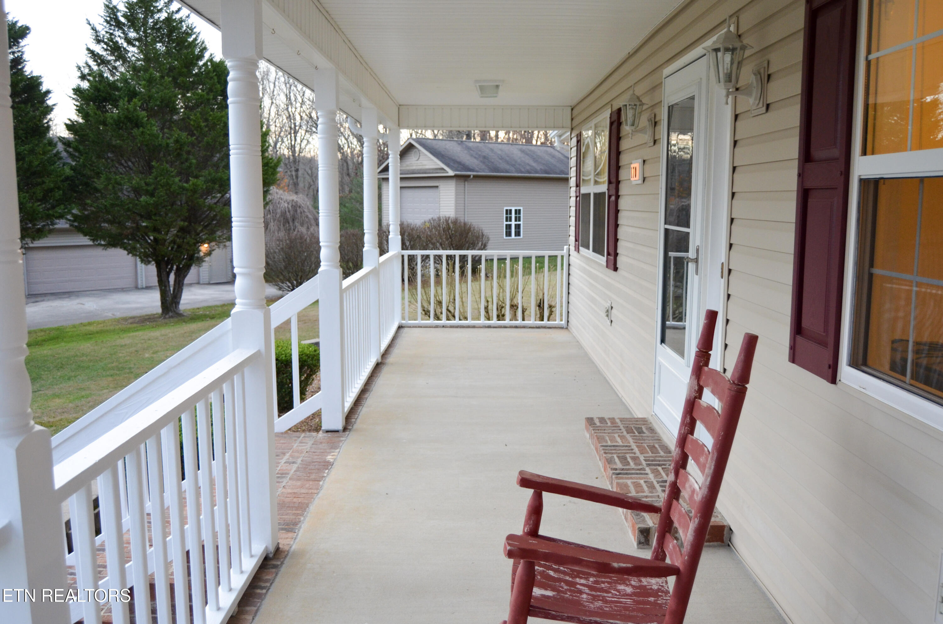 170 Pin Oak Lane Crossville TN 38555