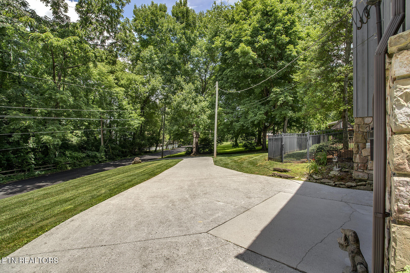1100 Shadyland Drive Knoxville TN 37919