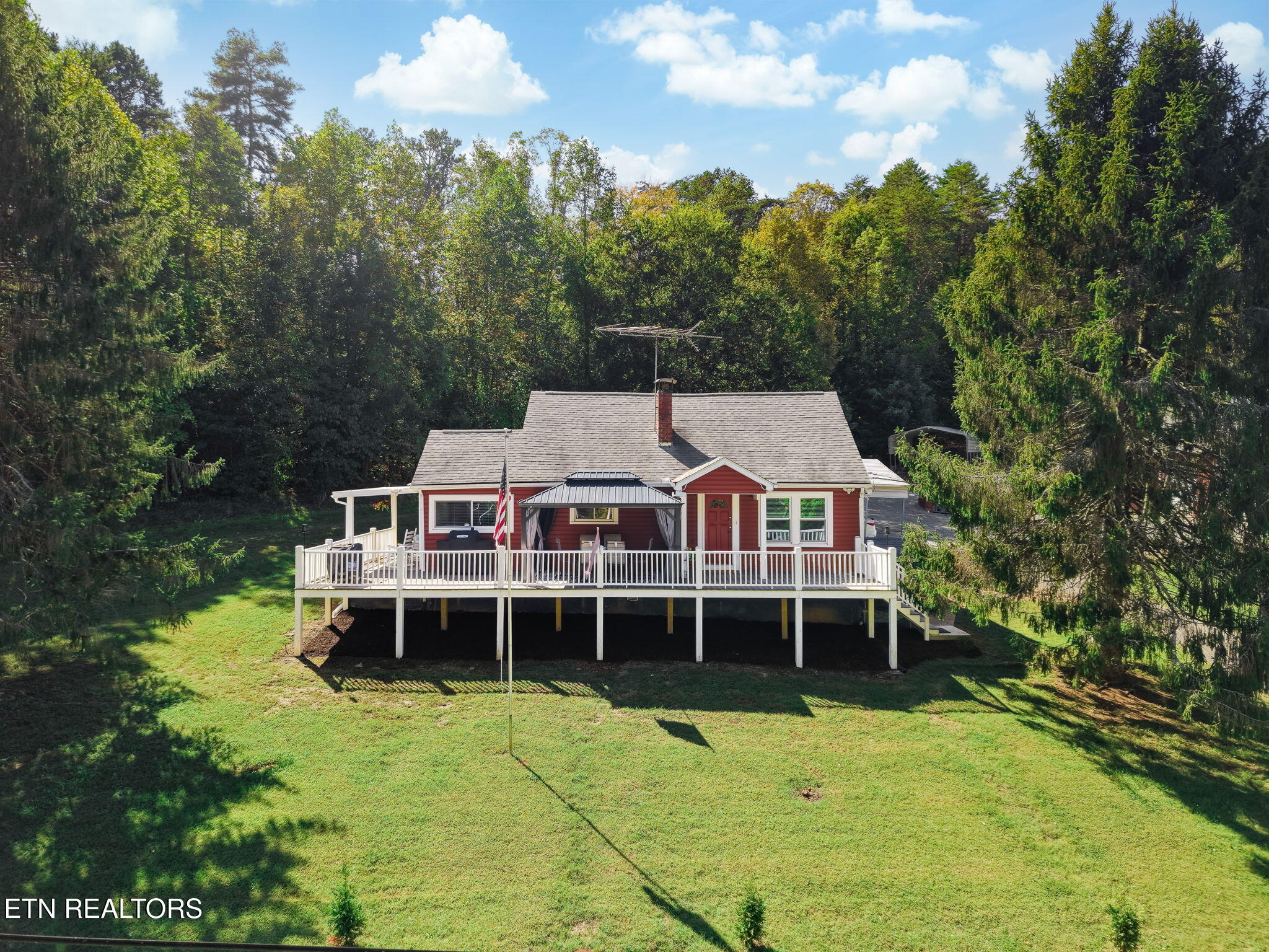 1527 Huckleberry Springs Road Knoxville TN 37914