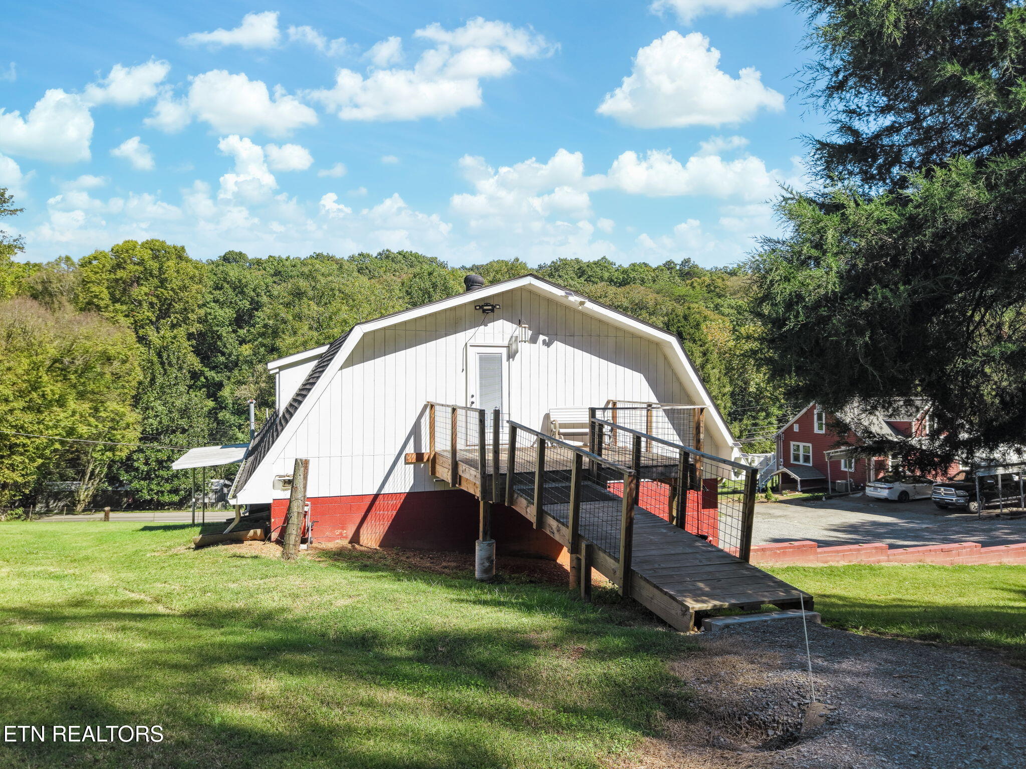 1527 Huckleberry Springs Road Knoxville TN 37914