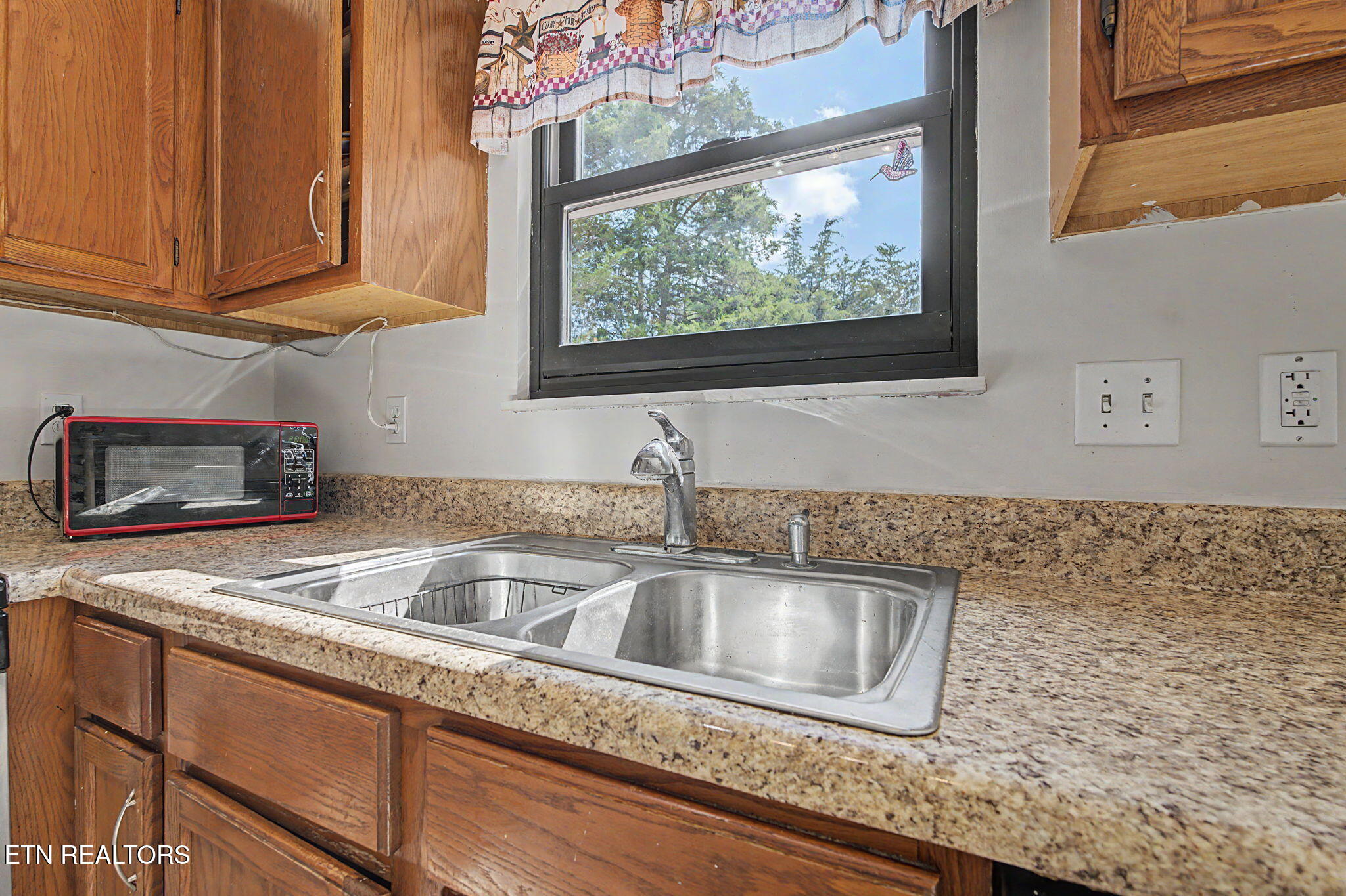 4246 Meadow Circle Kodak TN 37764