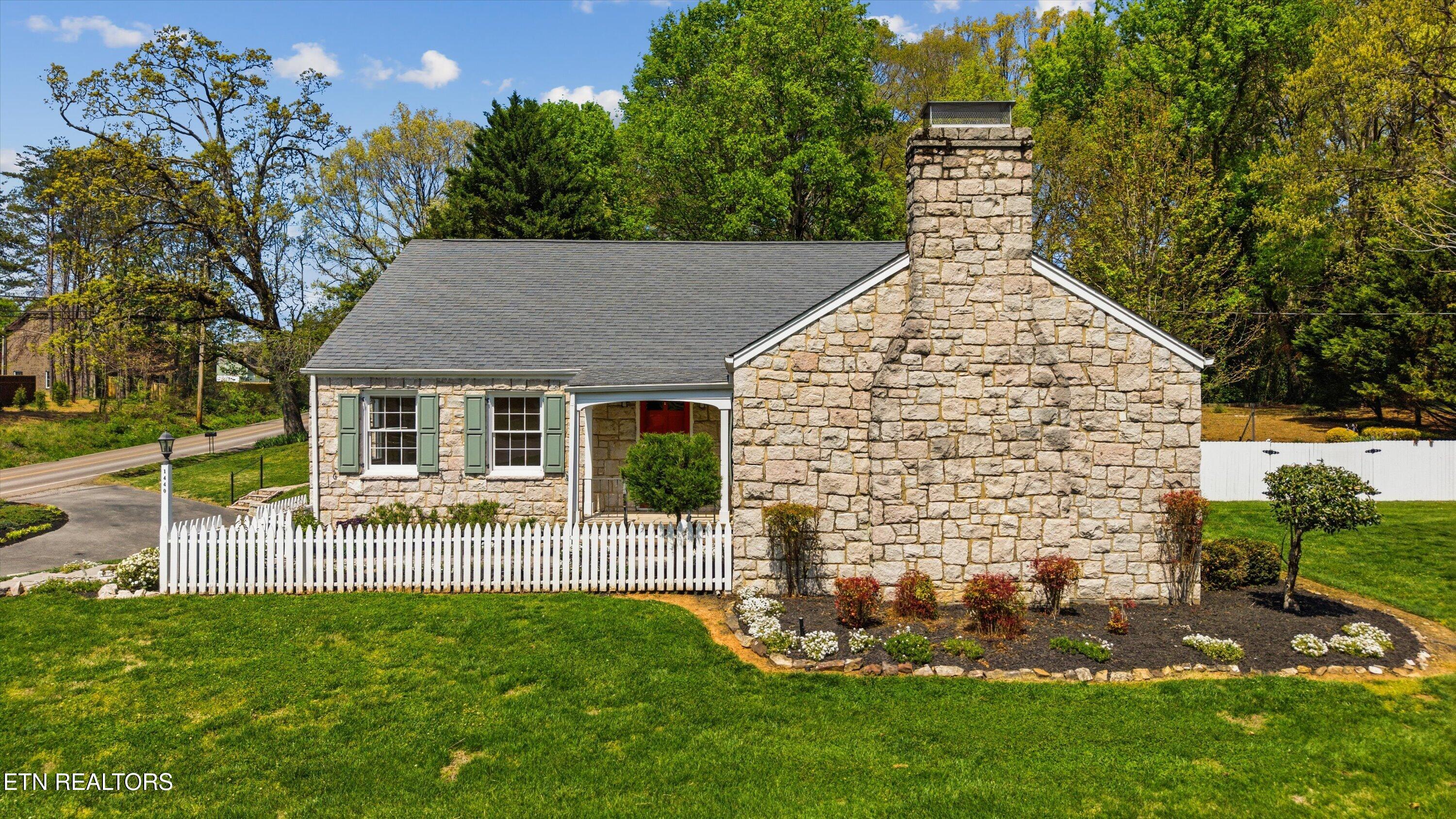 1440 Woodthrush Drive Maryville TN 37803