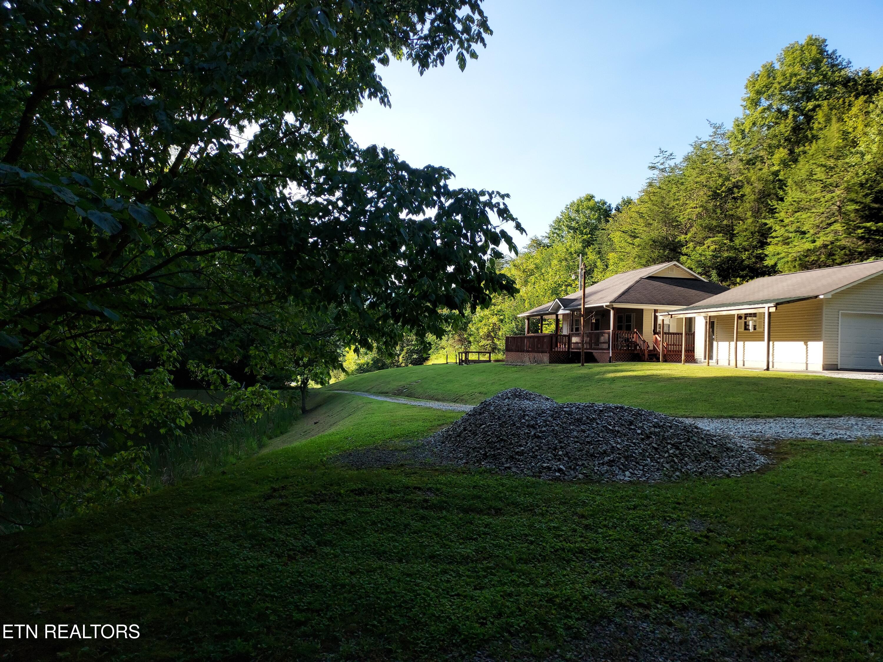 332 Sleepy Hollow Road Sneedville TN 37869