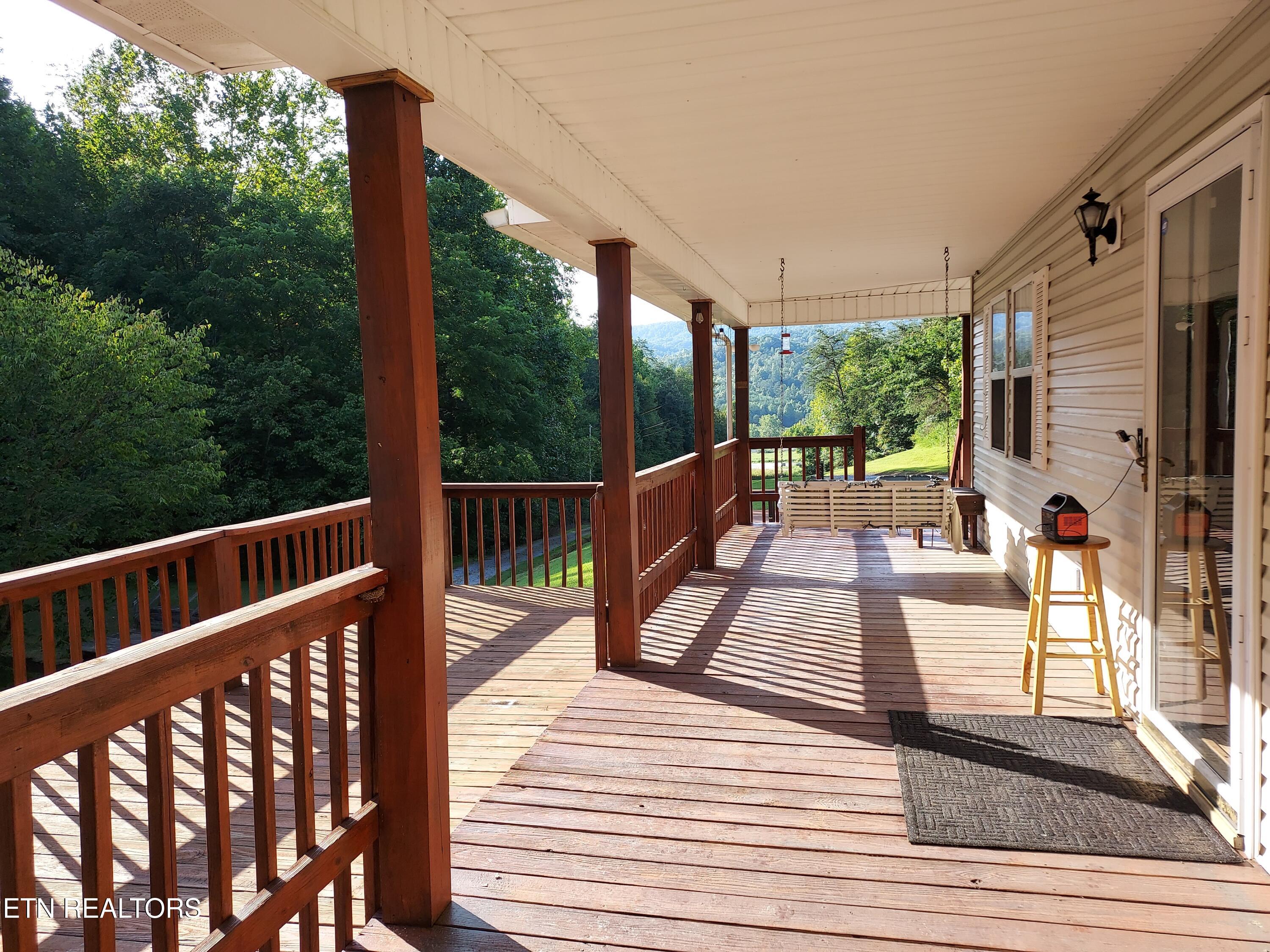 332 Sleepy Hollow Road Sneedville TN 37869