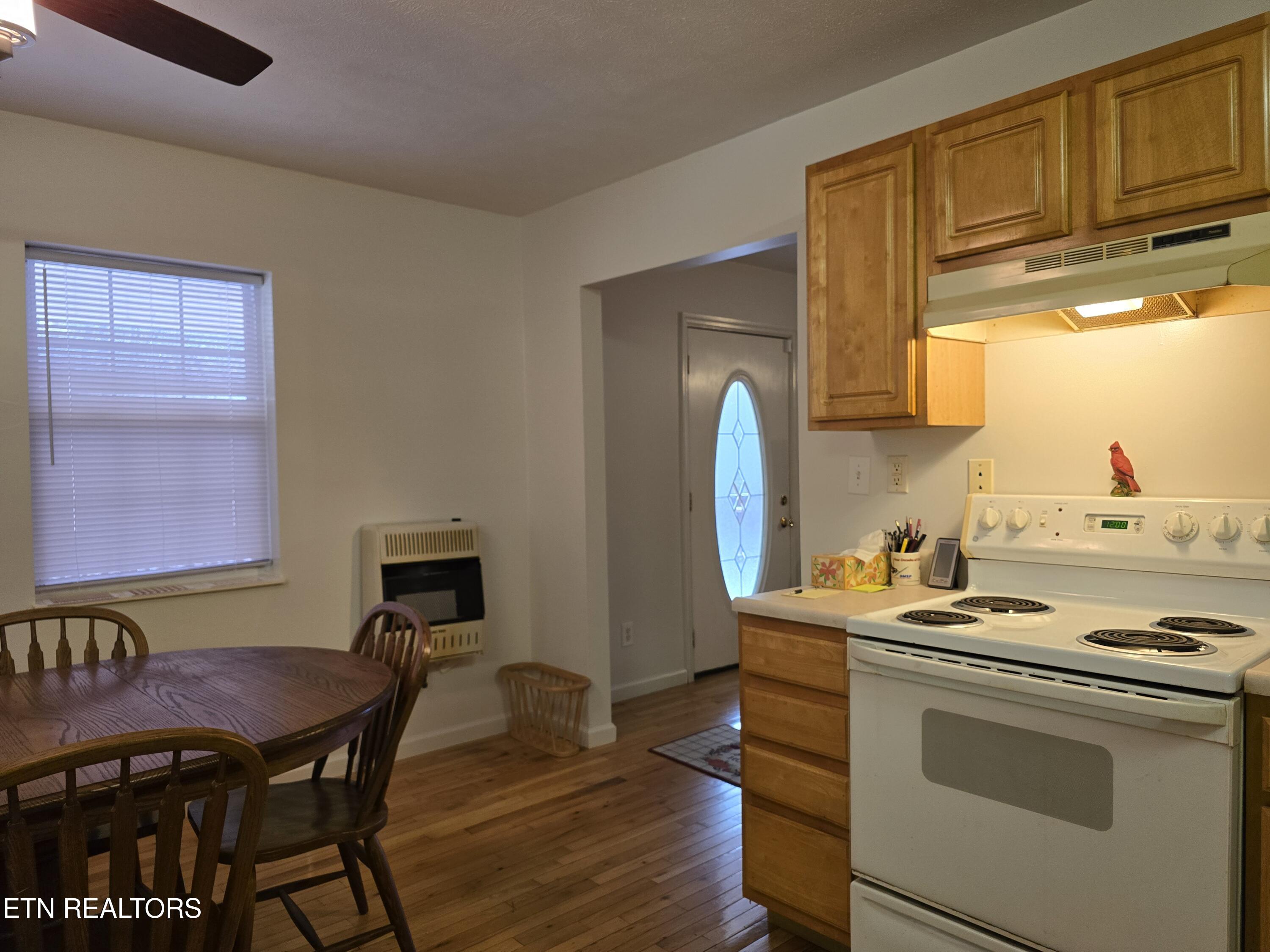 332 Sleepy Hollow Road Sneedville TN 37869