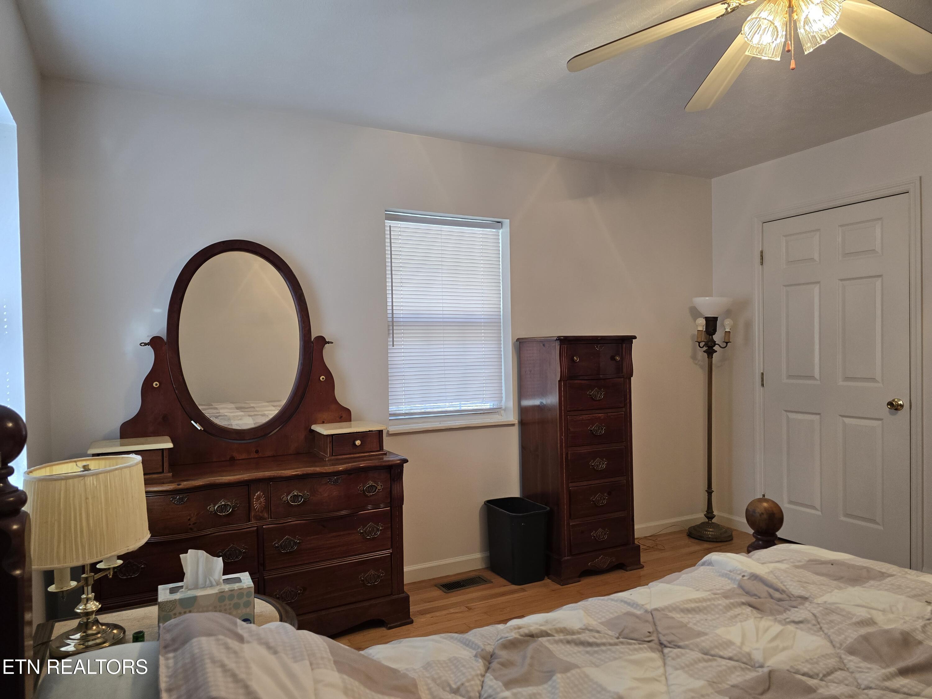332 Sleepy Hollow Road Sneedville TN 37869