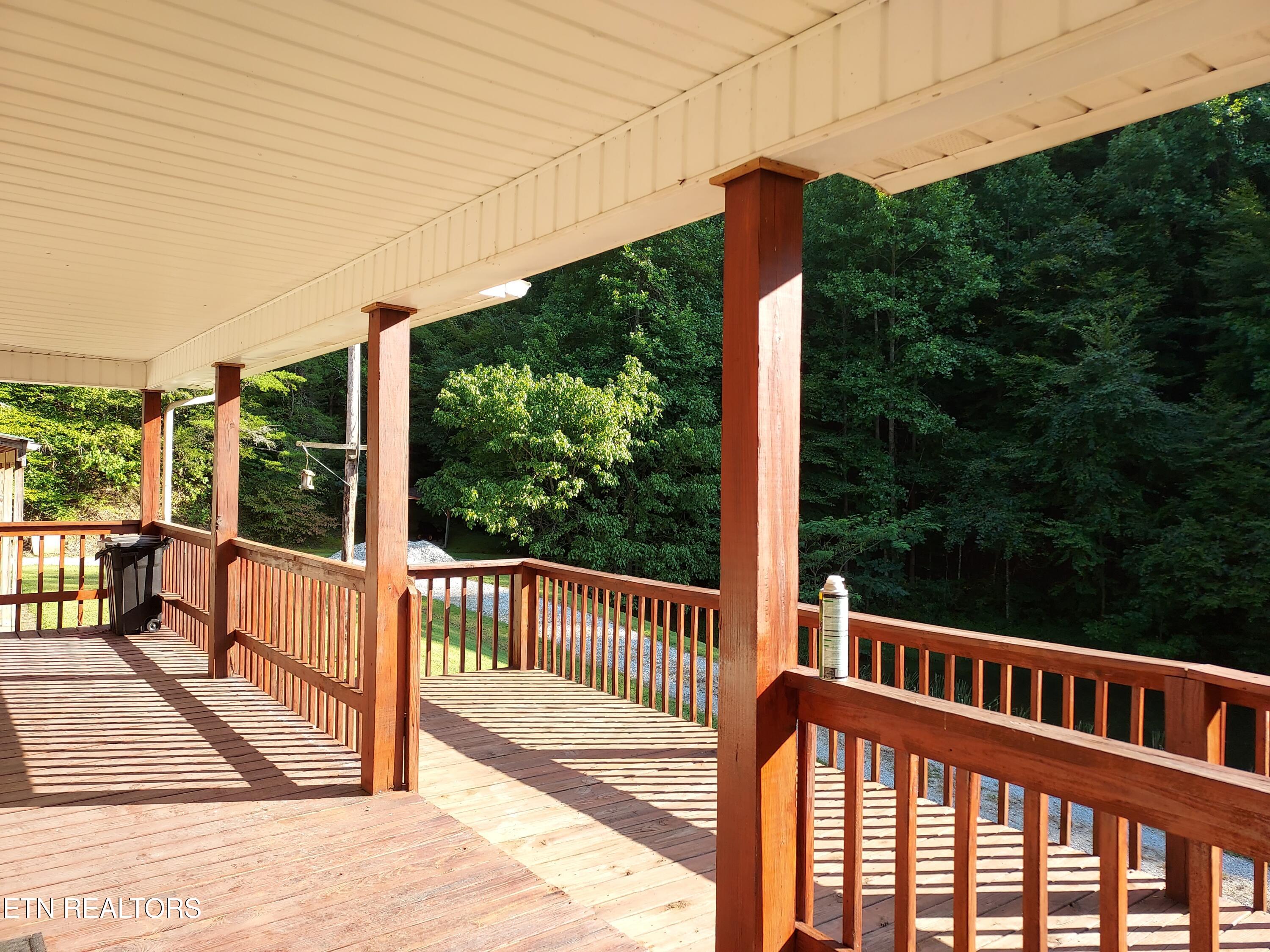 332 Sleepy Hollow Road Sneedville TN 37869