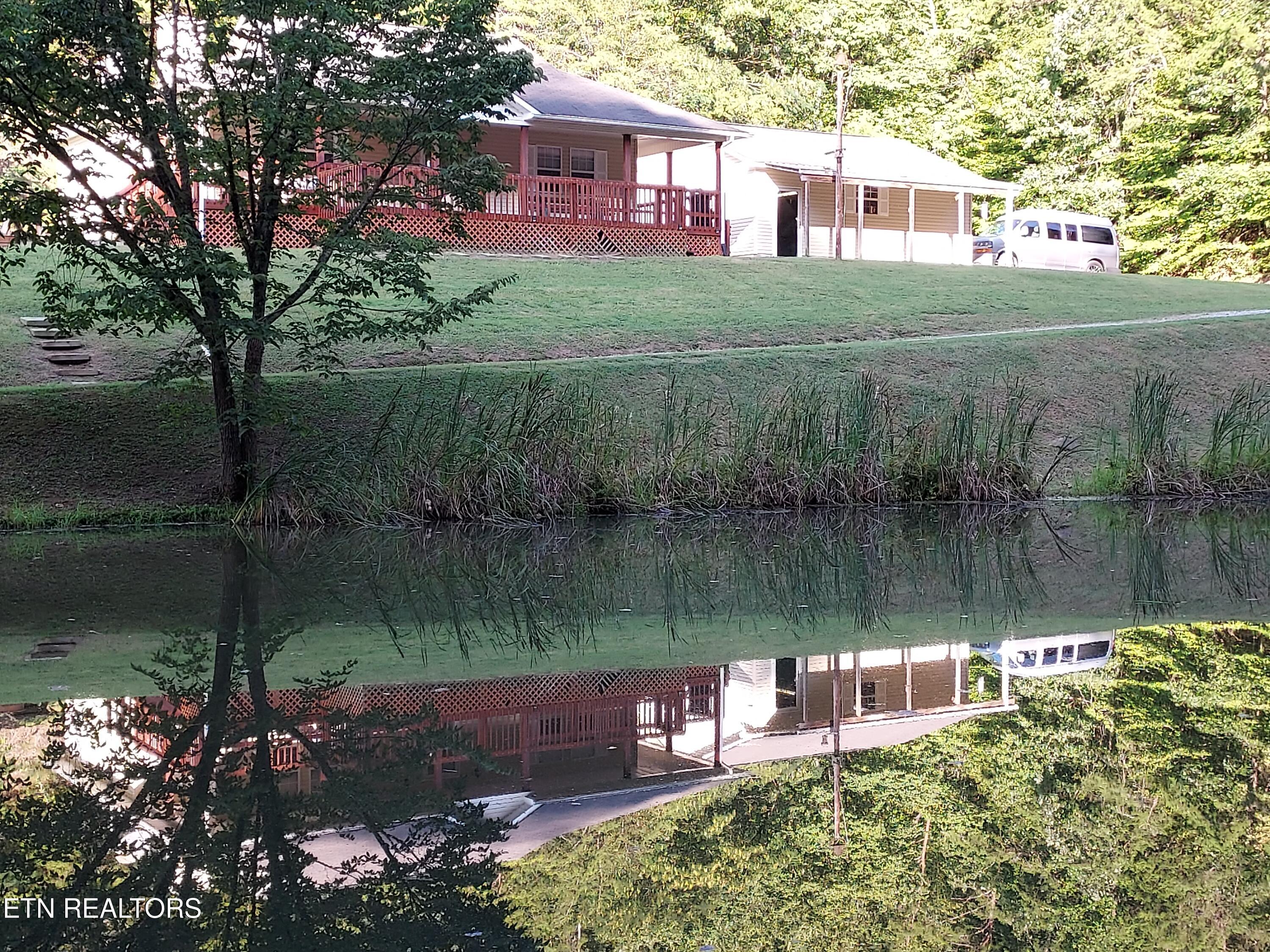 332 Sleepy Hollow Road Sneedville TN 37869