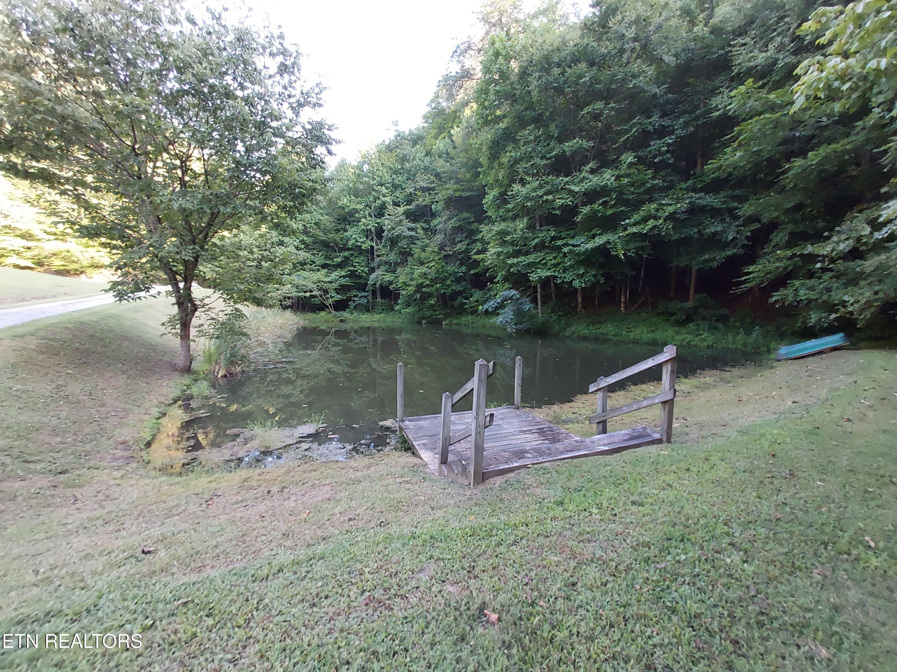 332 Sleepy Hollow Road Sneedville TN 37869