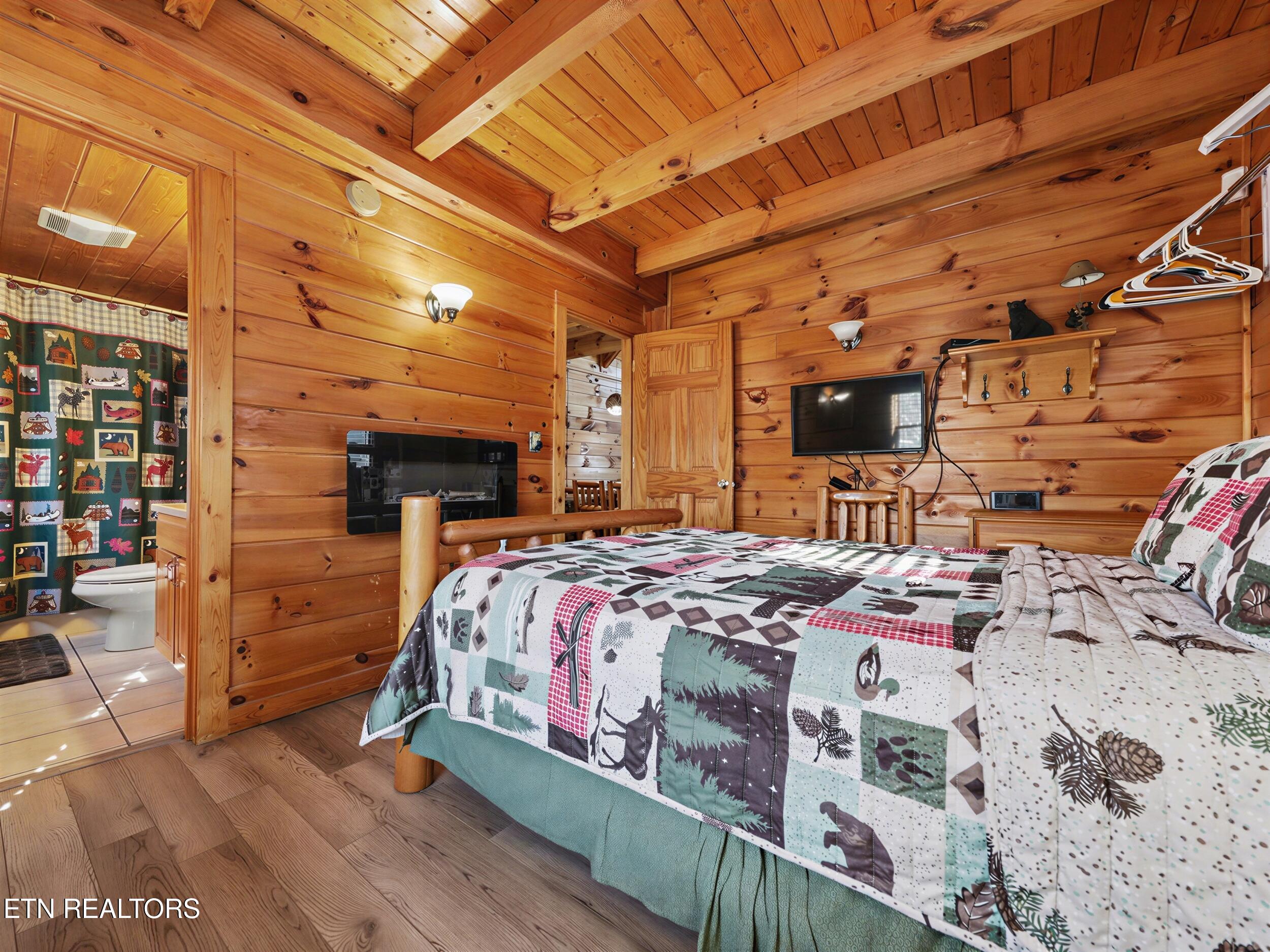 952 Iron Mountain Road Sevierville TN 37863