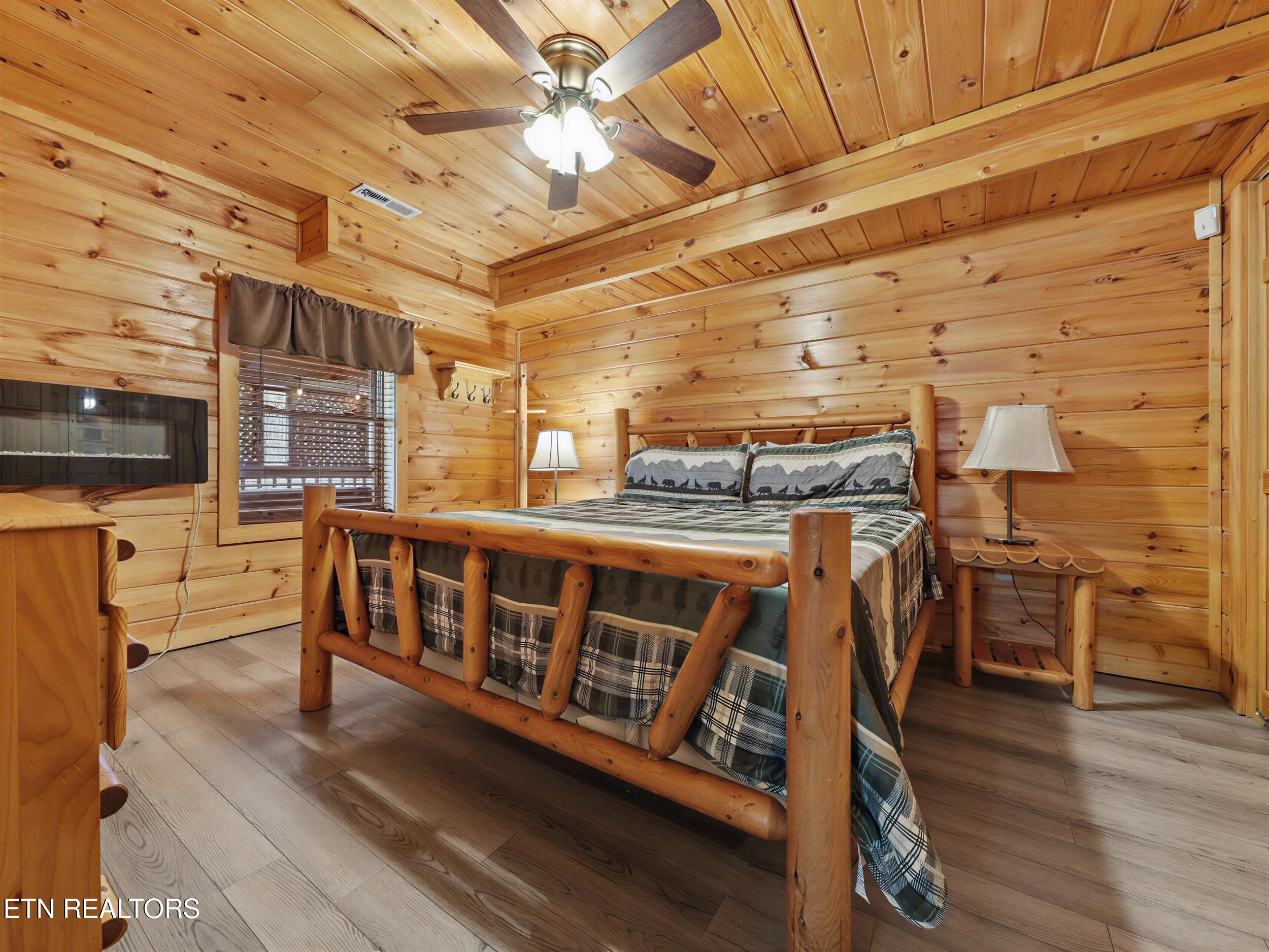 952 Iron Mountain Road Sevierville TN 37863